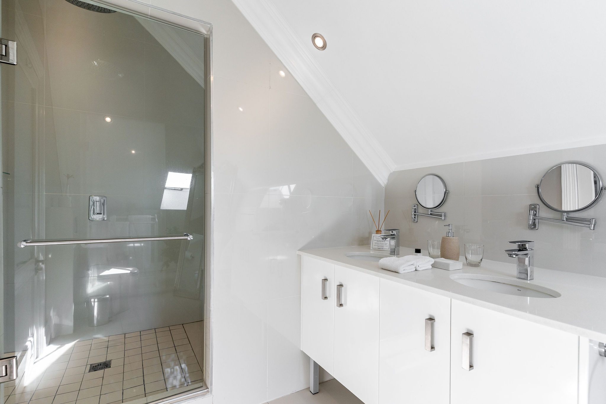 Suite Deluxe Two Beds