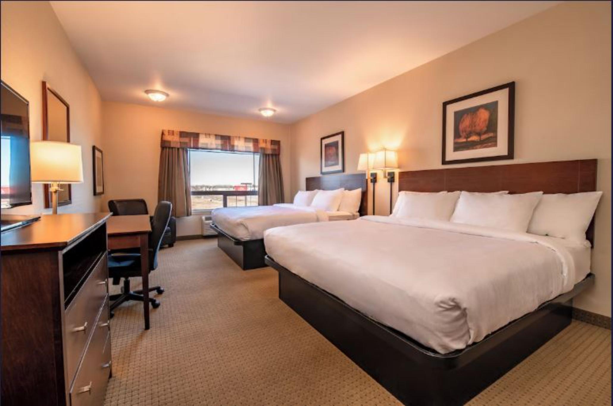 Quadruple Two King Beds