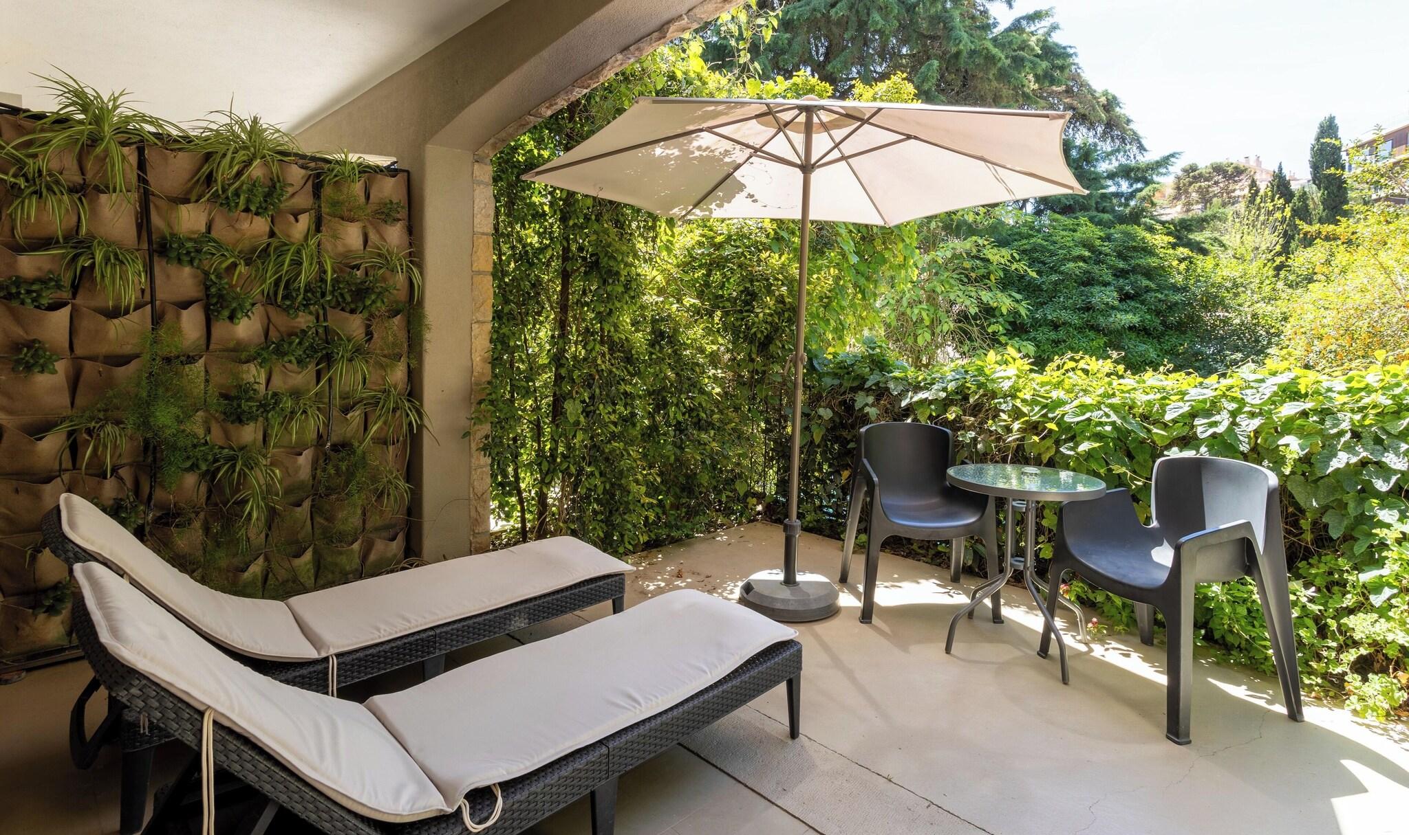 Double with Kitchenette