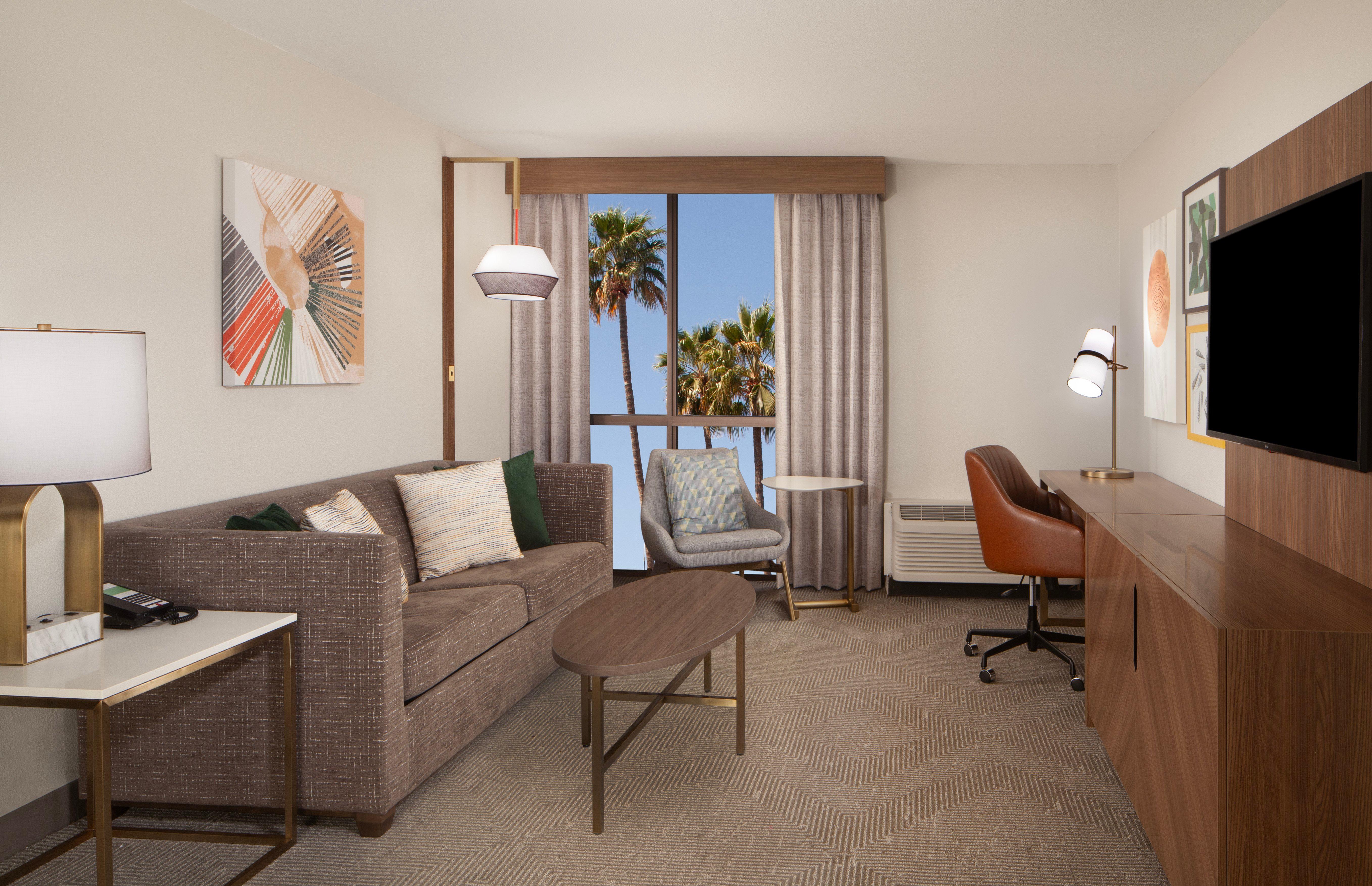 Suite with Kitchenette