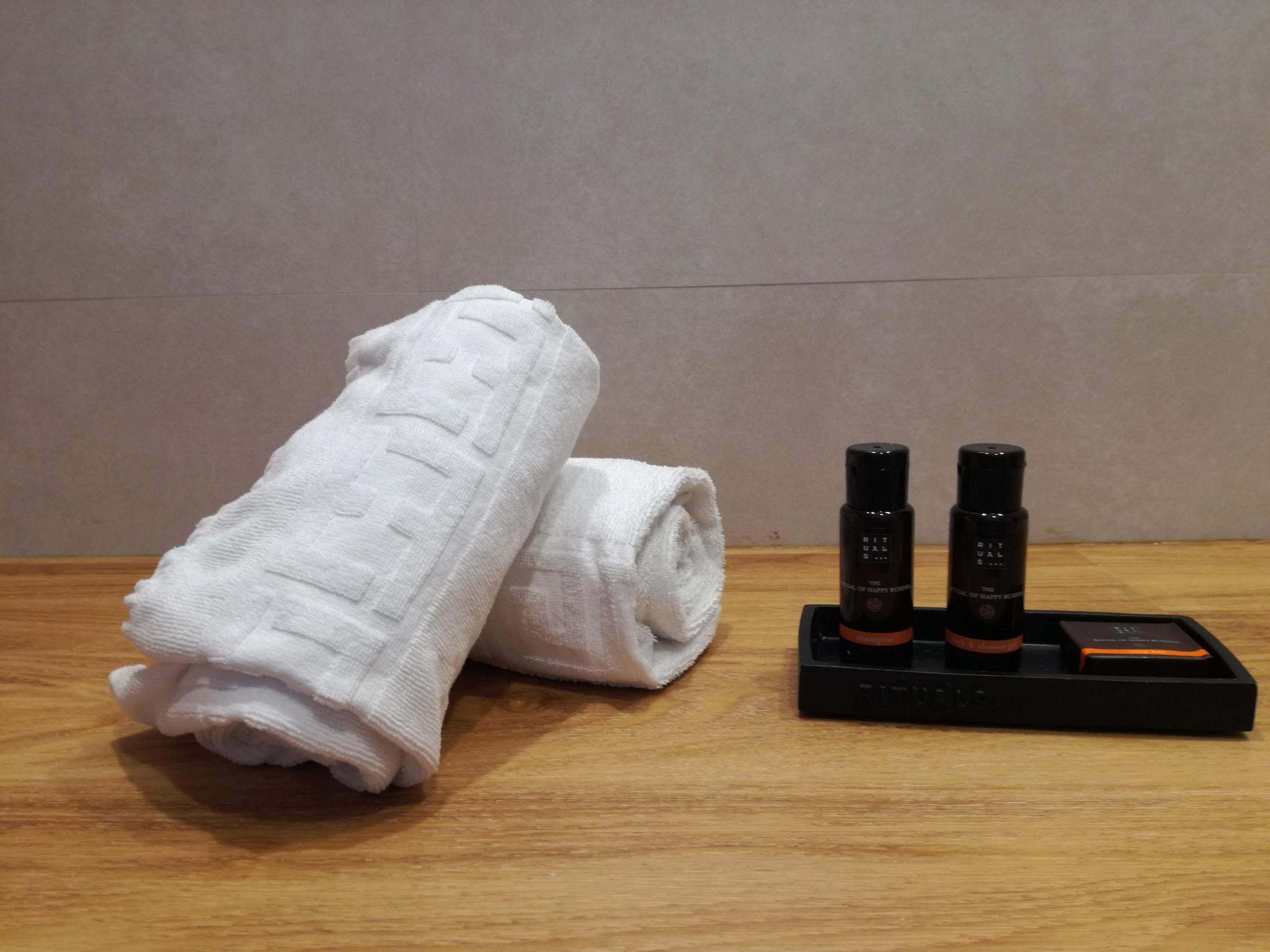 Double Single Queen Size Bed