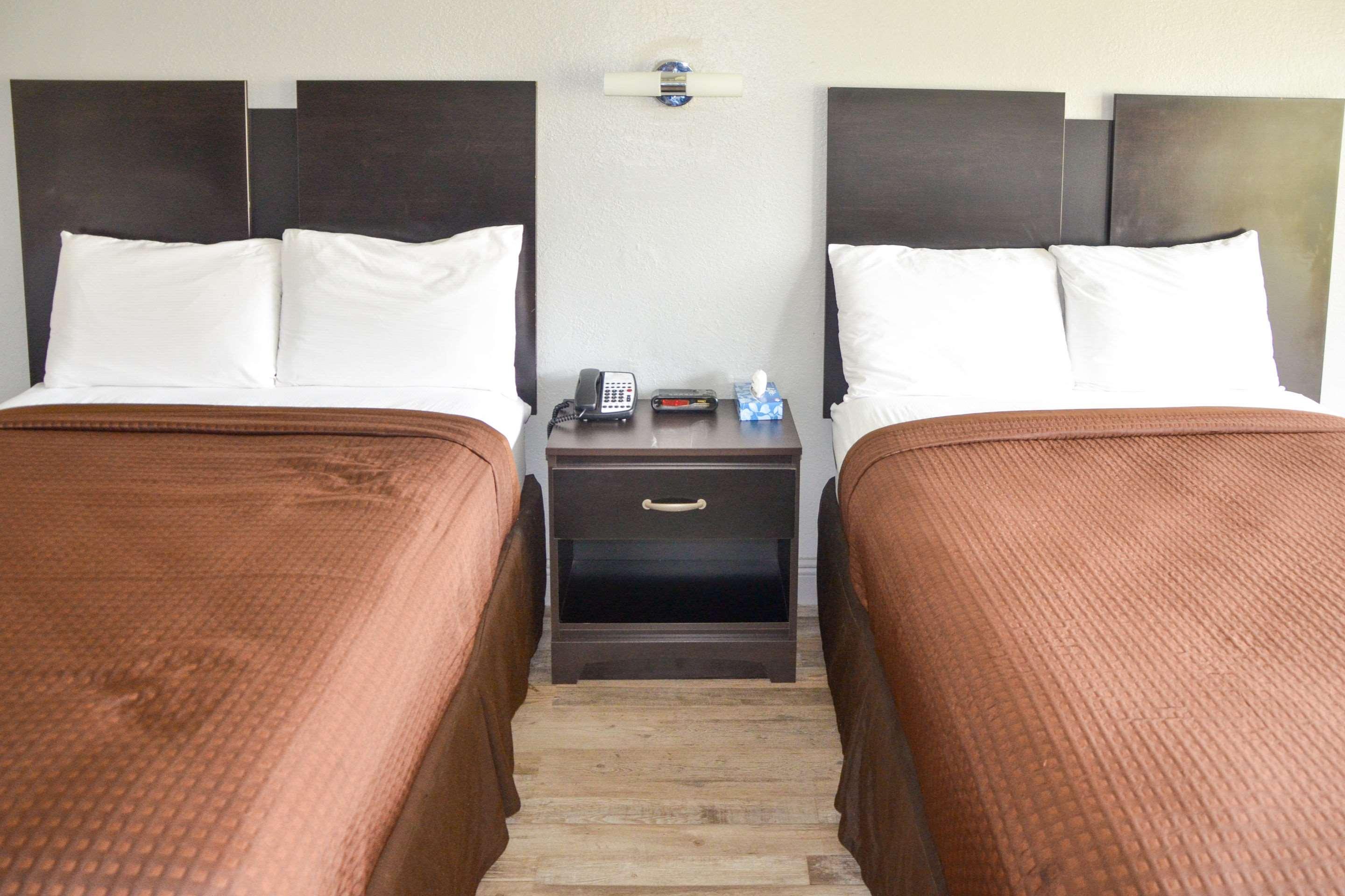 Double Two Double Beds Non Smoking