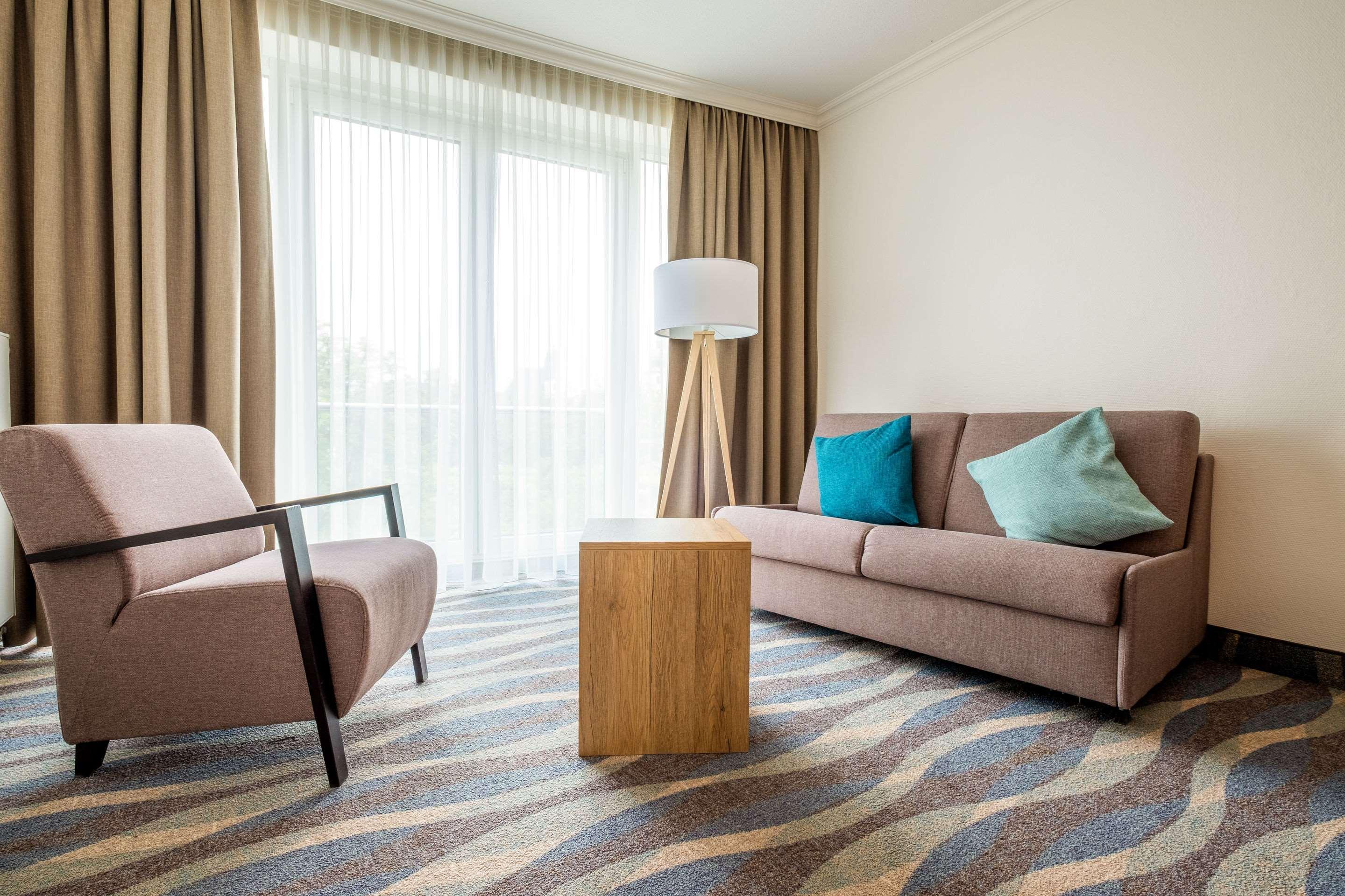 Double Queen Bed Non Smoking