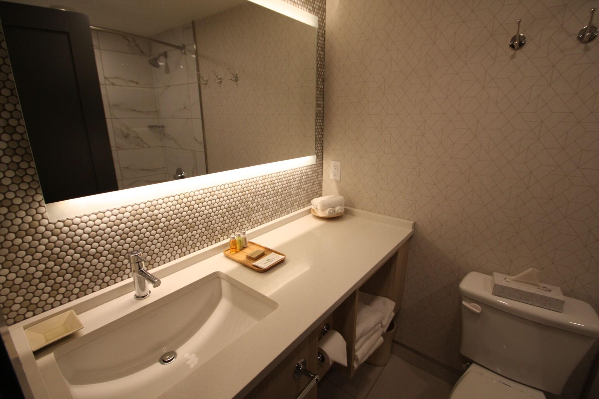 Double Queen Size Bed