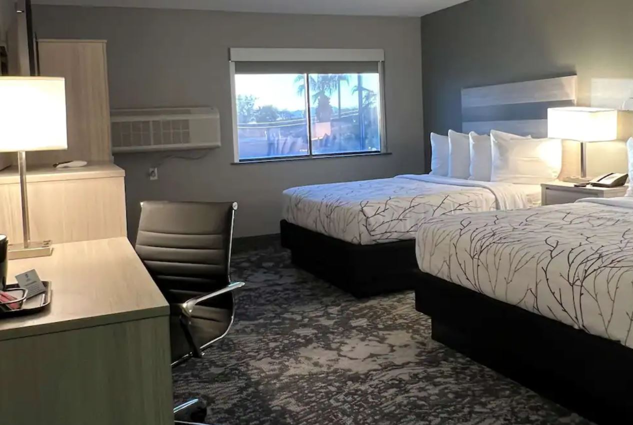 Suite Two Queen Beds