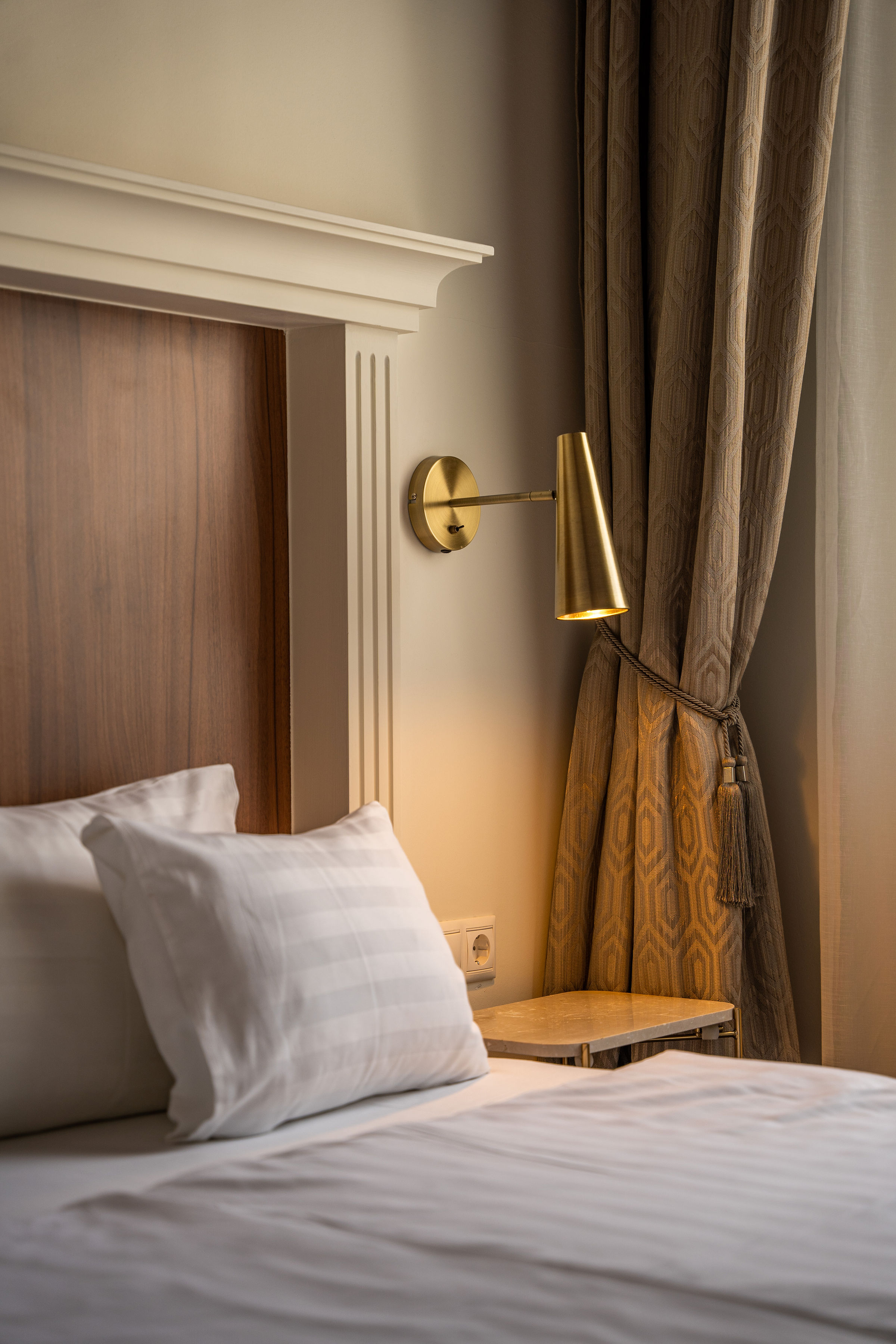 Double King Size Bed