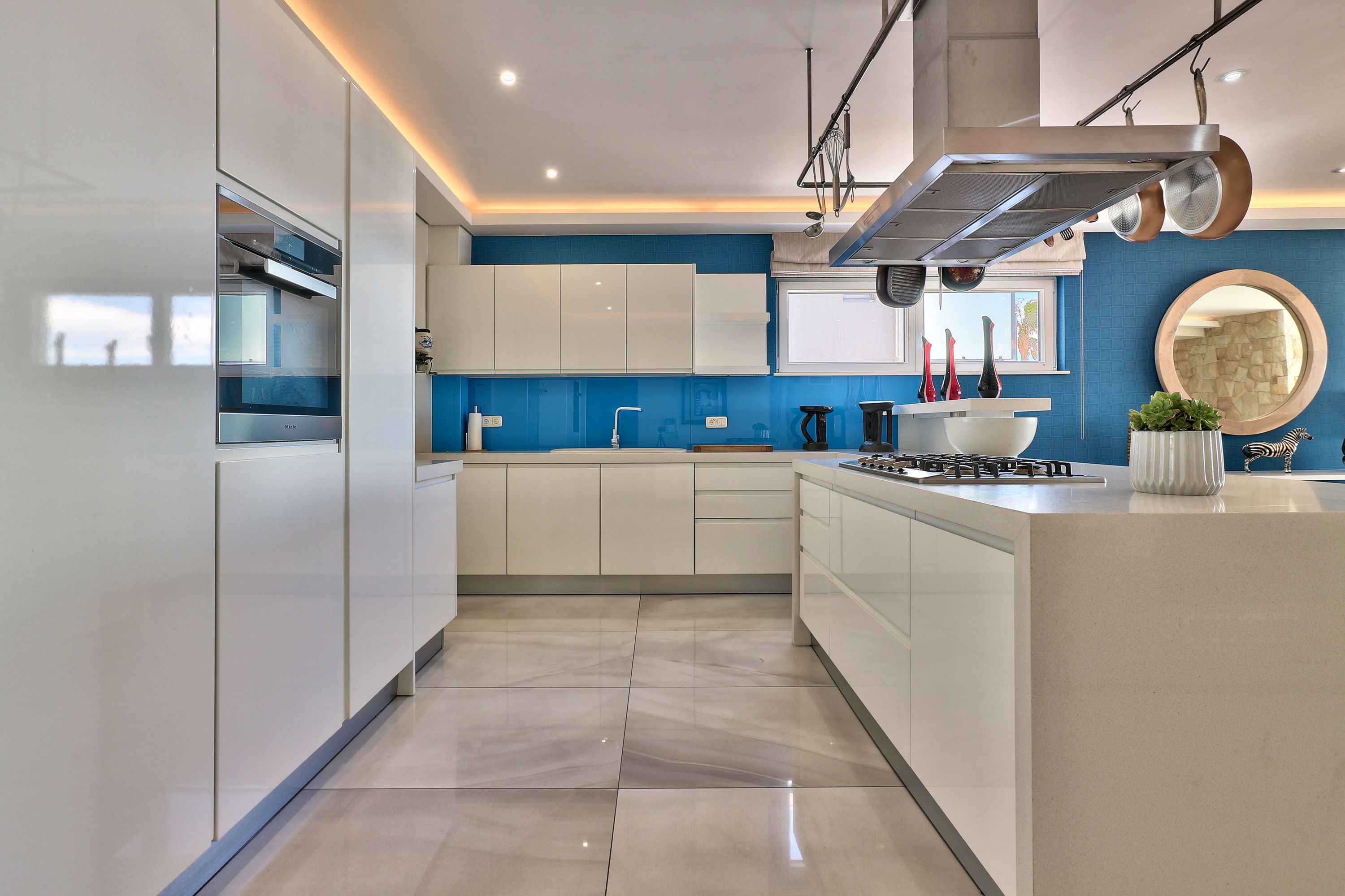 Apartment with Private Pool Ocean View