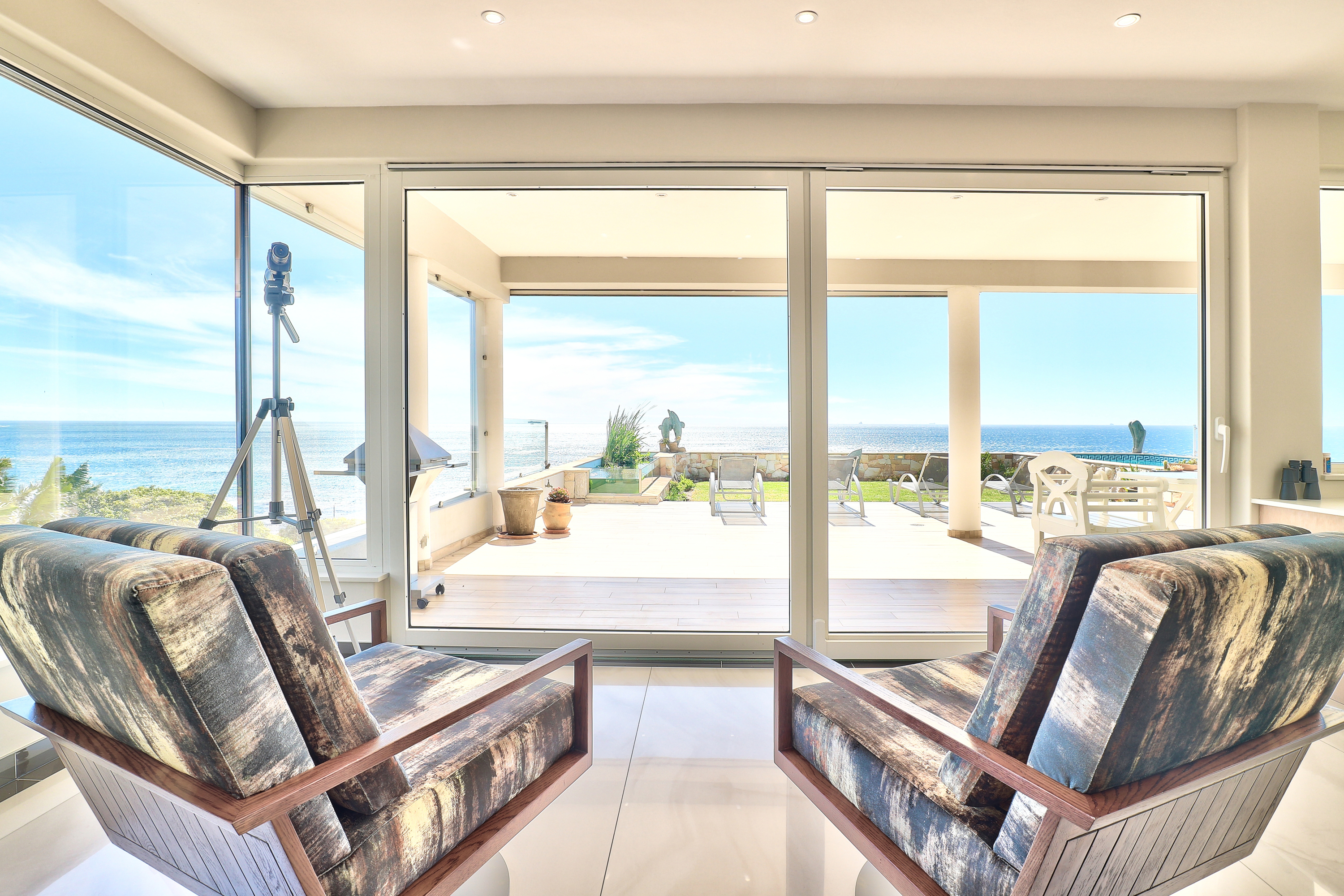 Apartment with Private Pool Ocean View