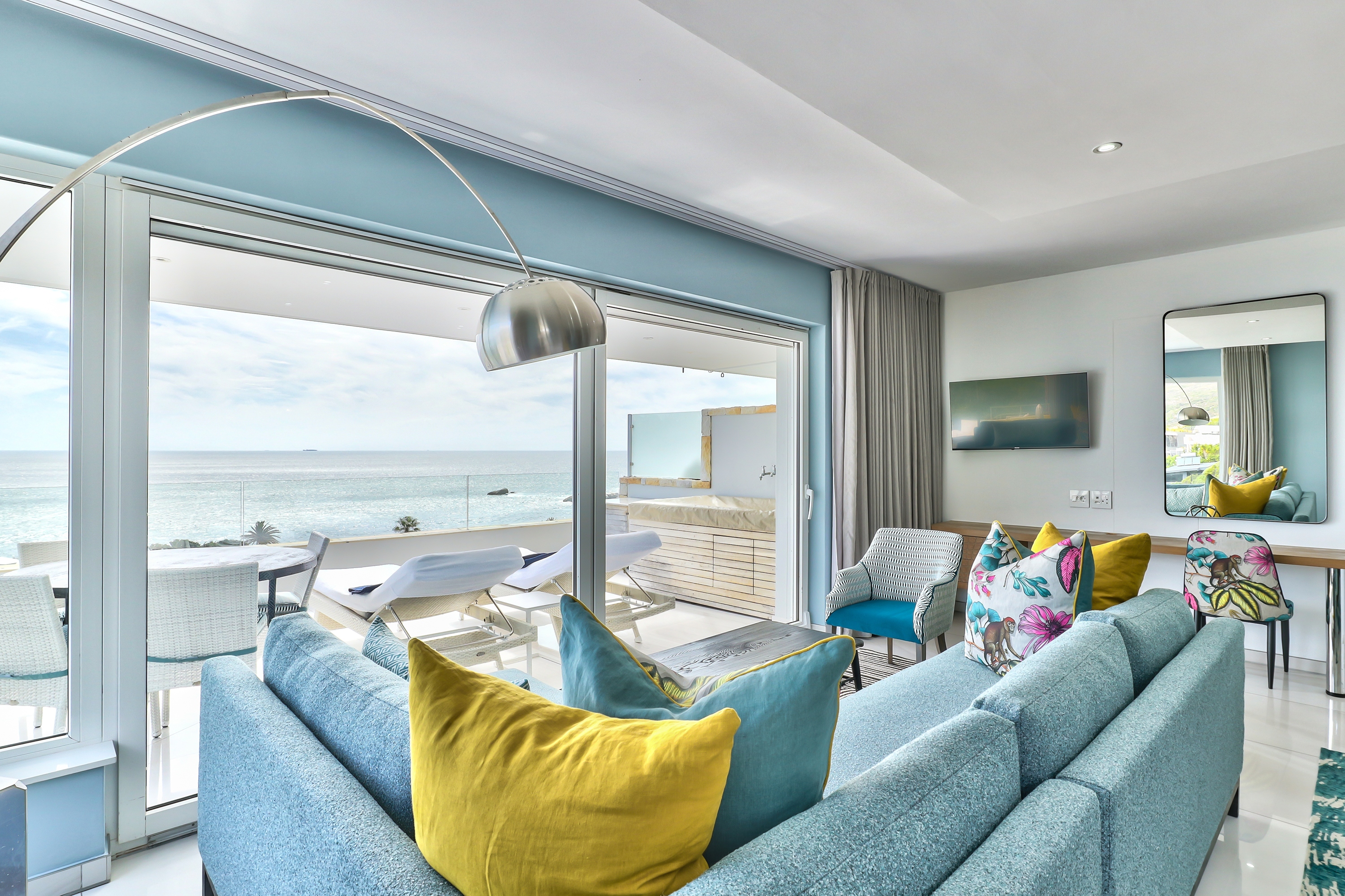 Apartment Luxury Sea View