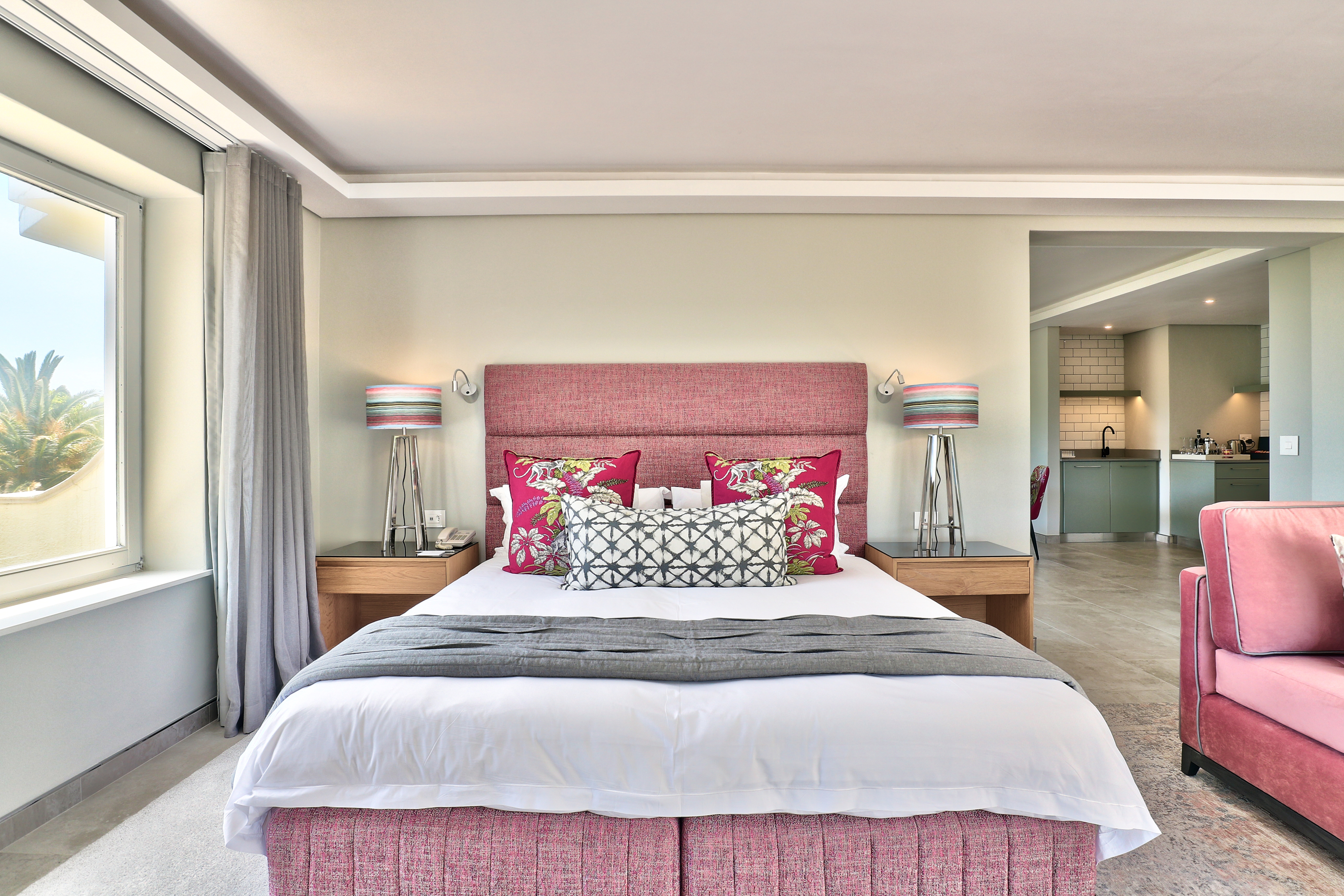 Suite Partial Ocean View One Bedroom