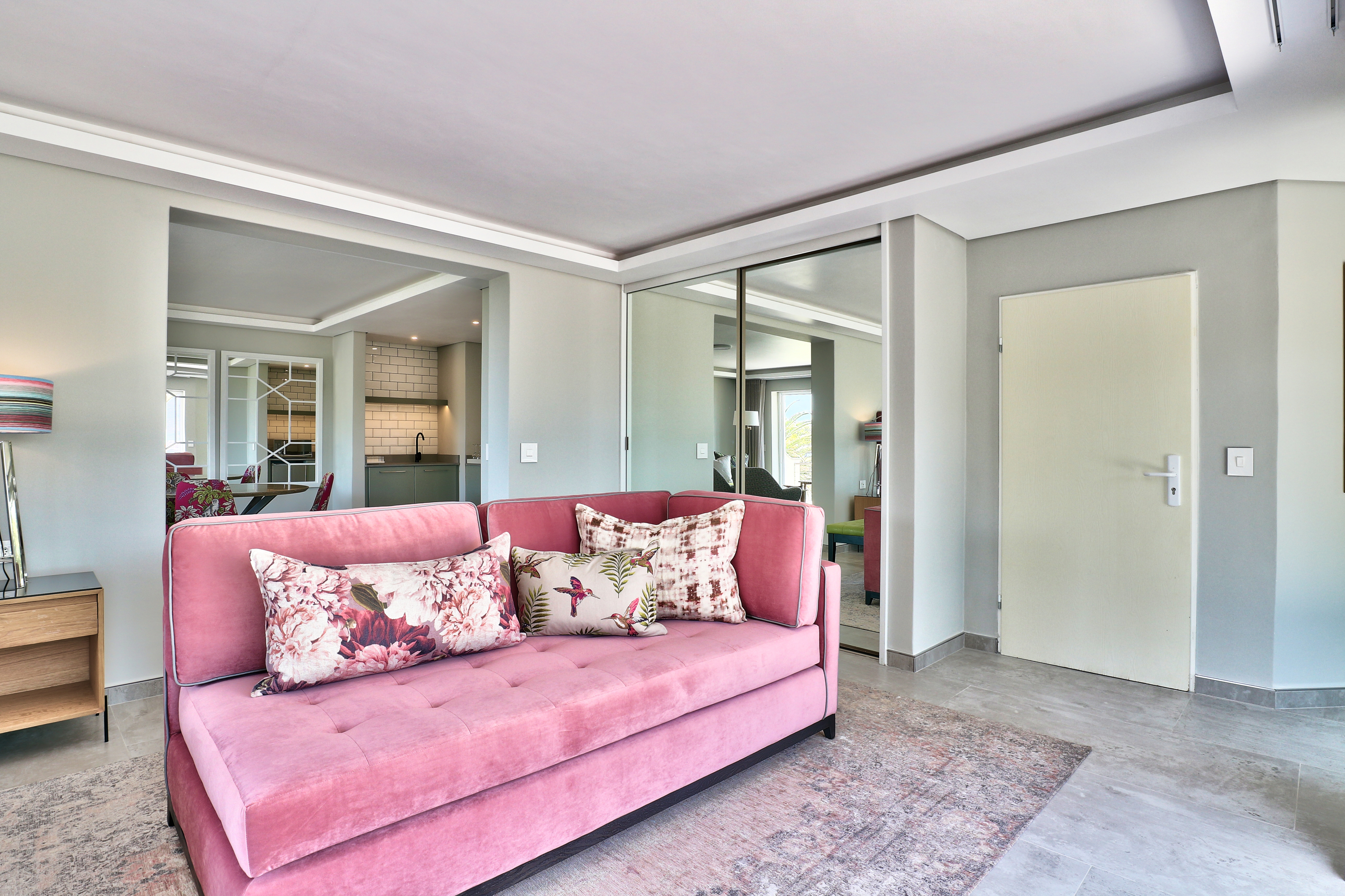 Suite Partial Ocean View One Bedroom