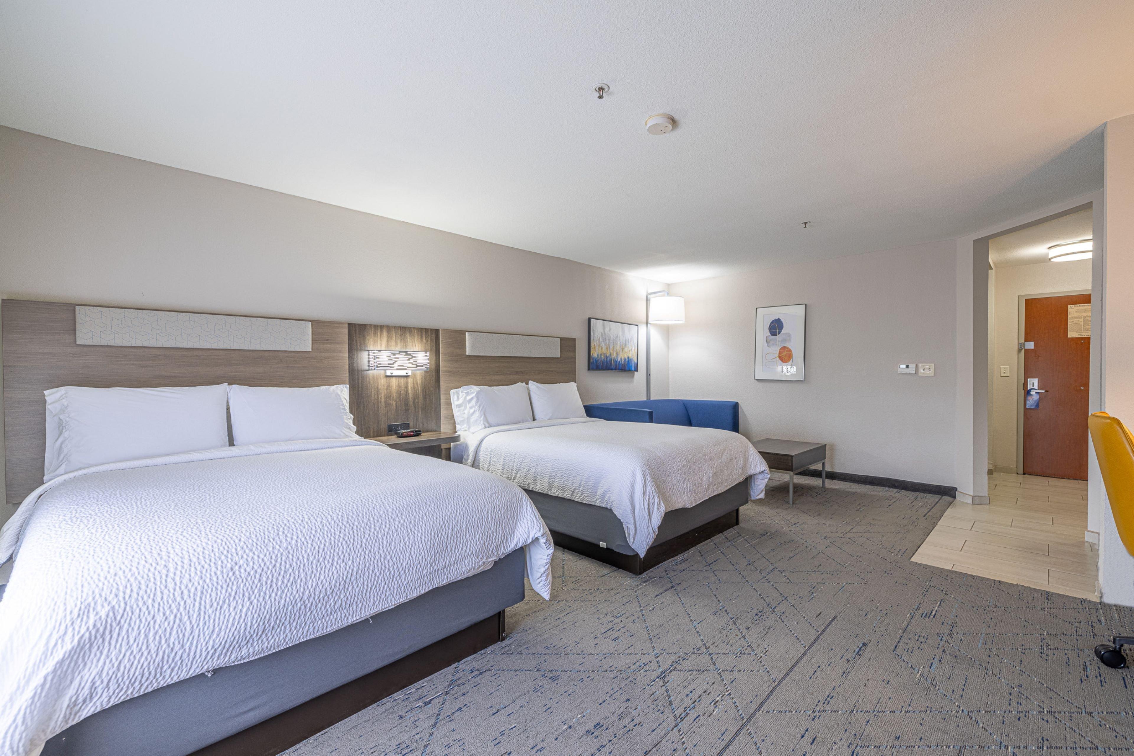 Suite Two Queen Beds