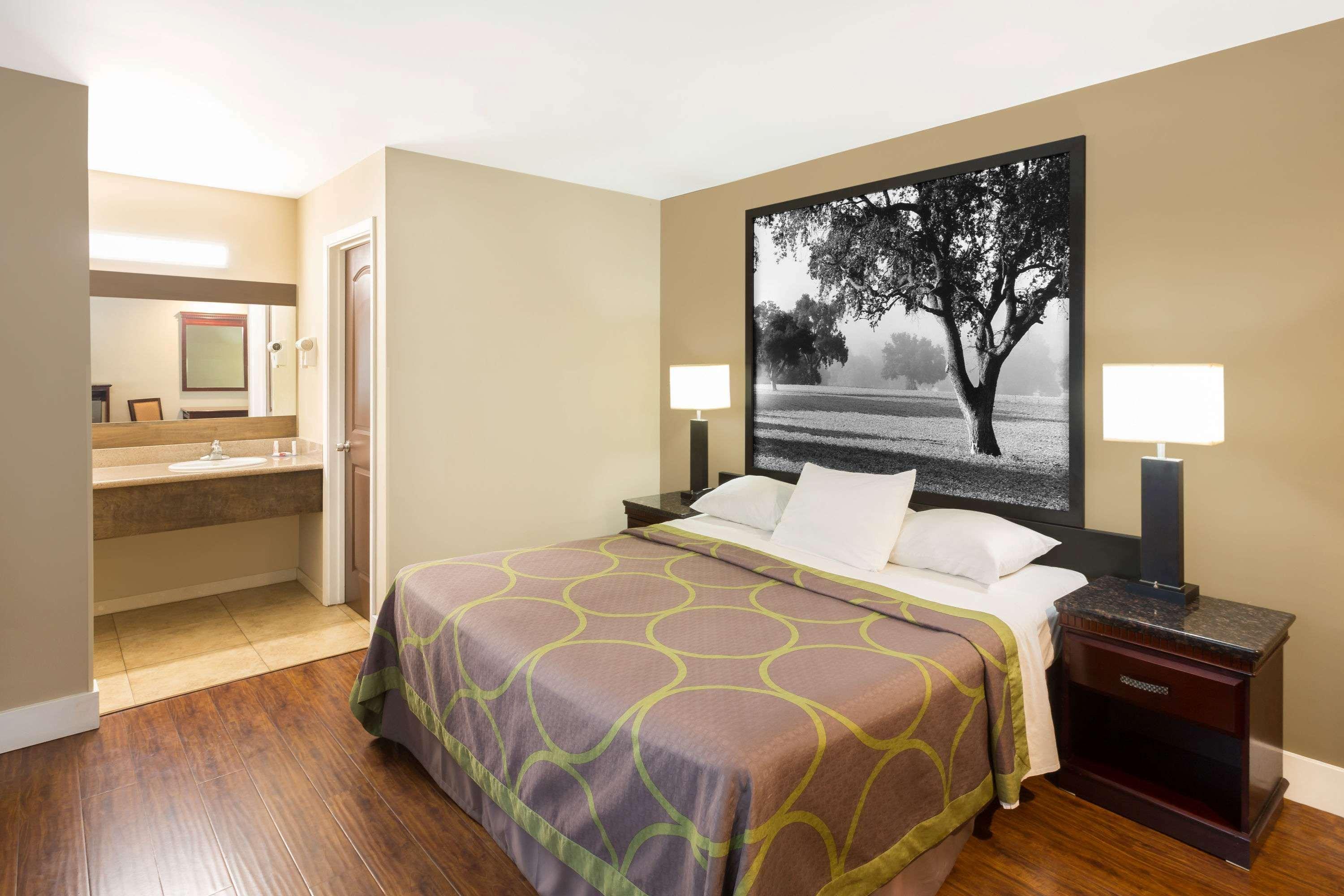 Double King Size Bed