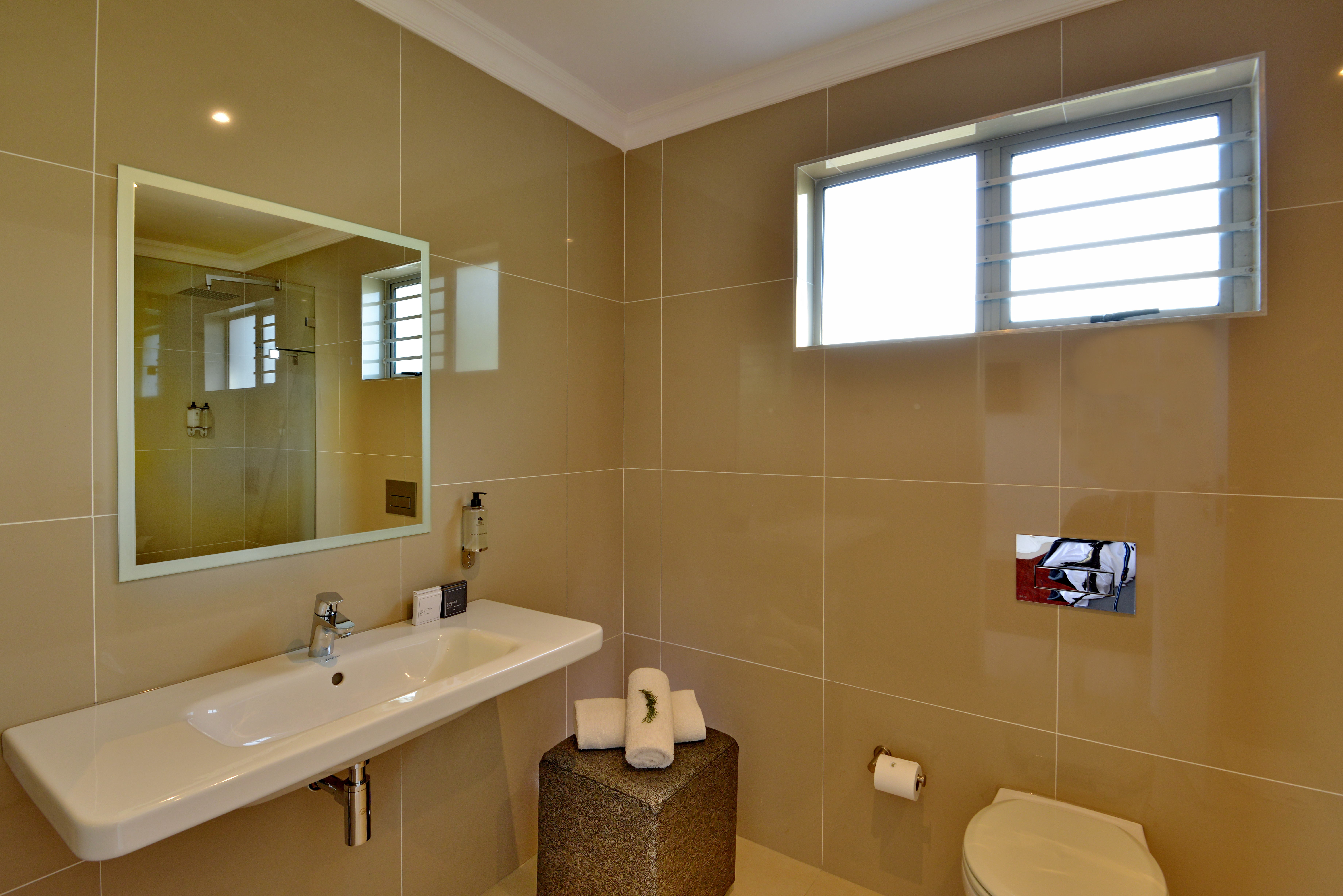 Double or Twin Superior One Bedroom