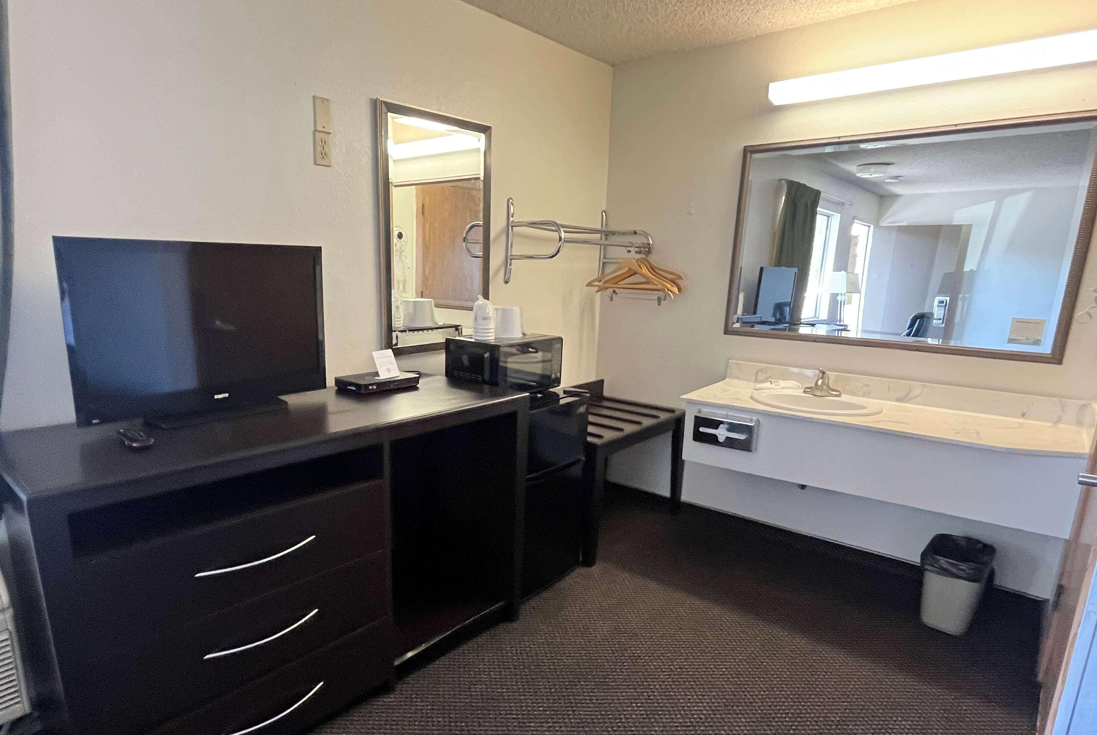 Room Two Queen Beds Non Smoking