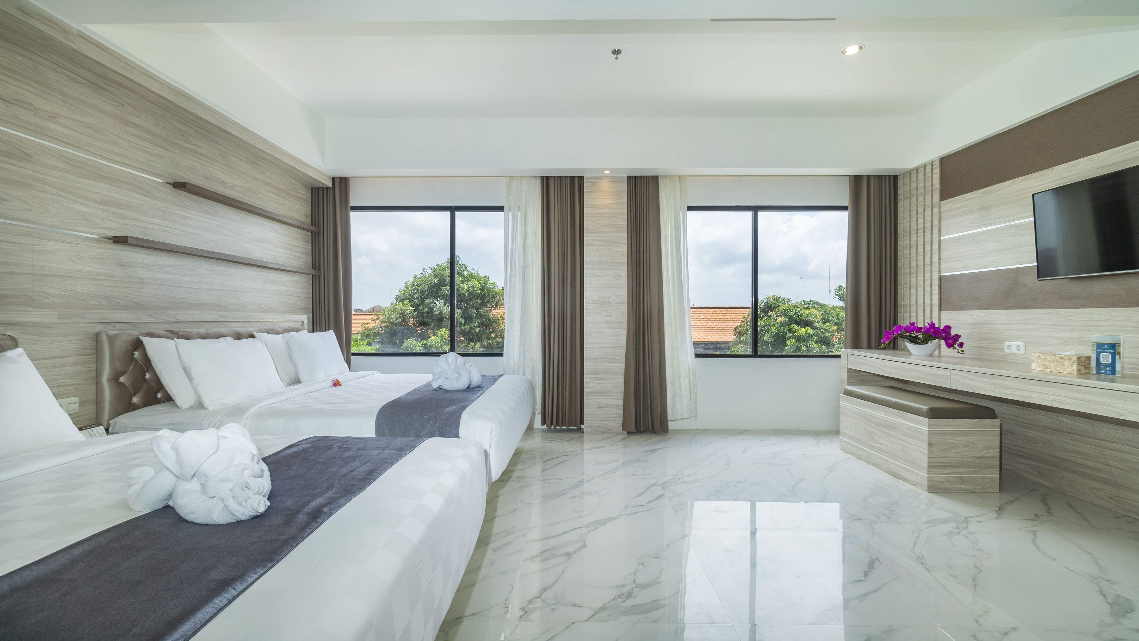 Family Room Executive