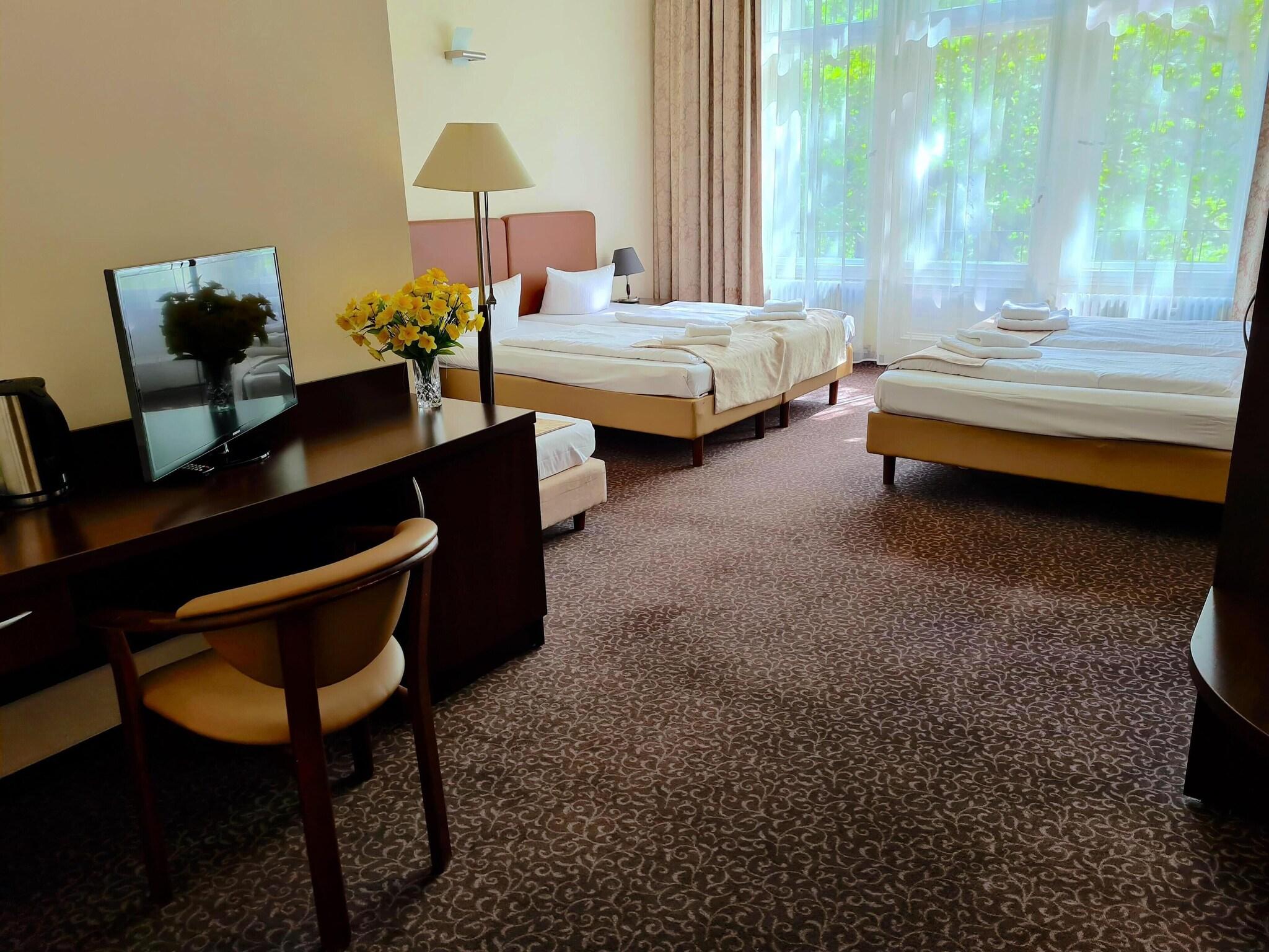 Family Room with Double Bed