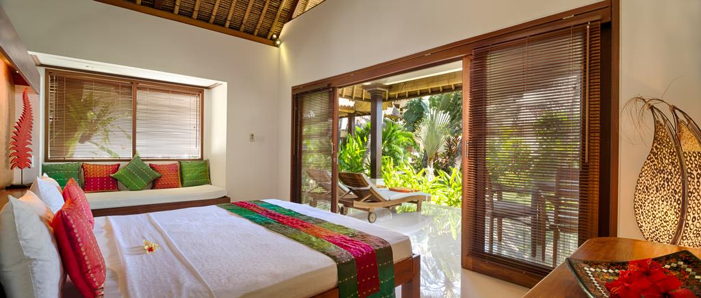 Bungalow Garden View