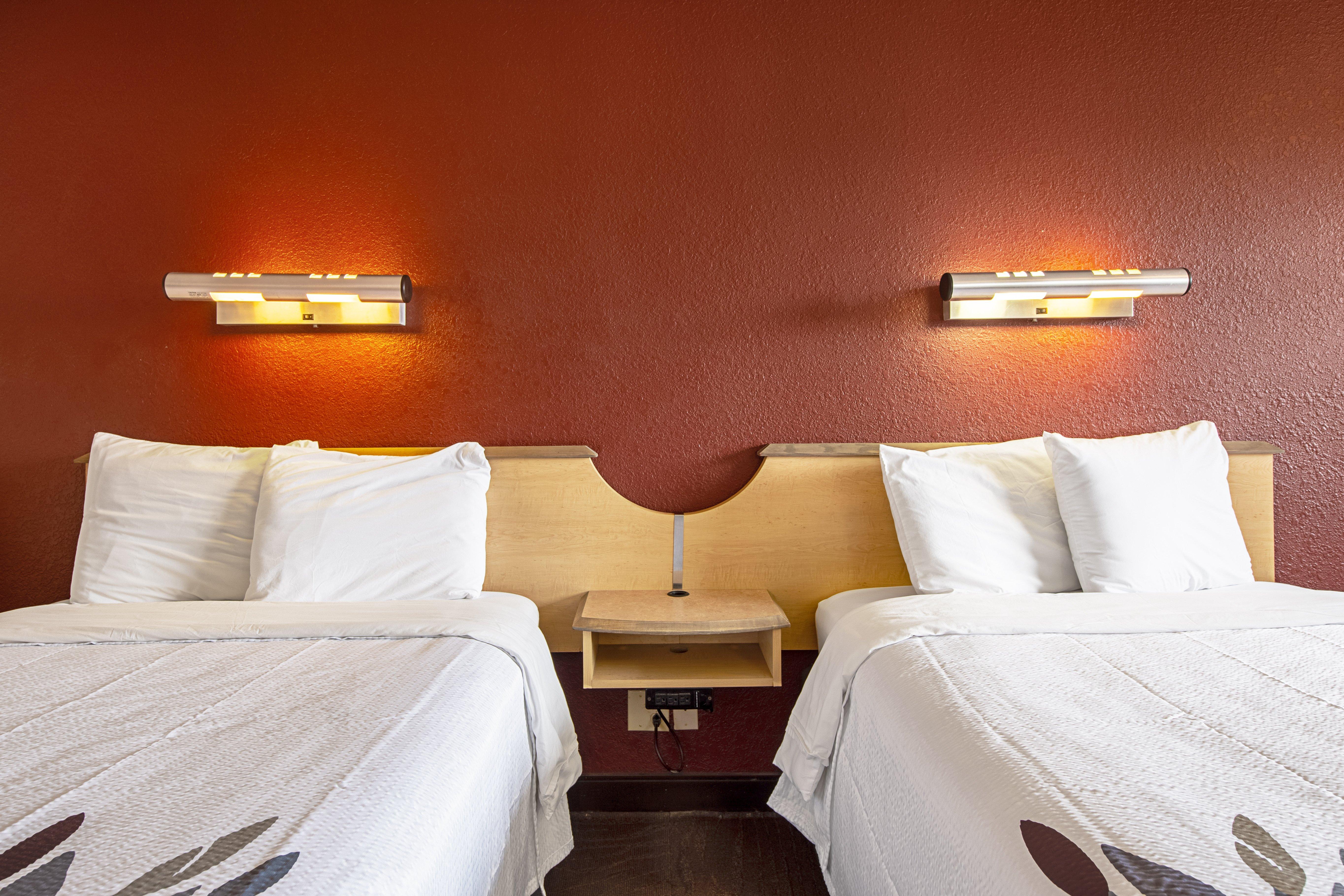 Double Deluxe Two Beds