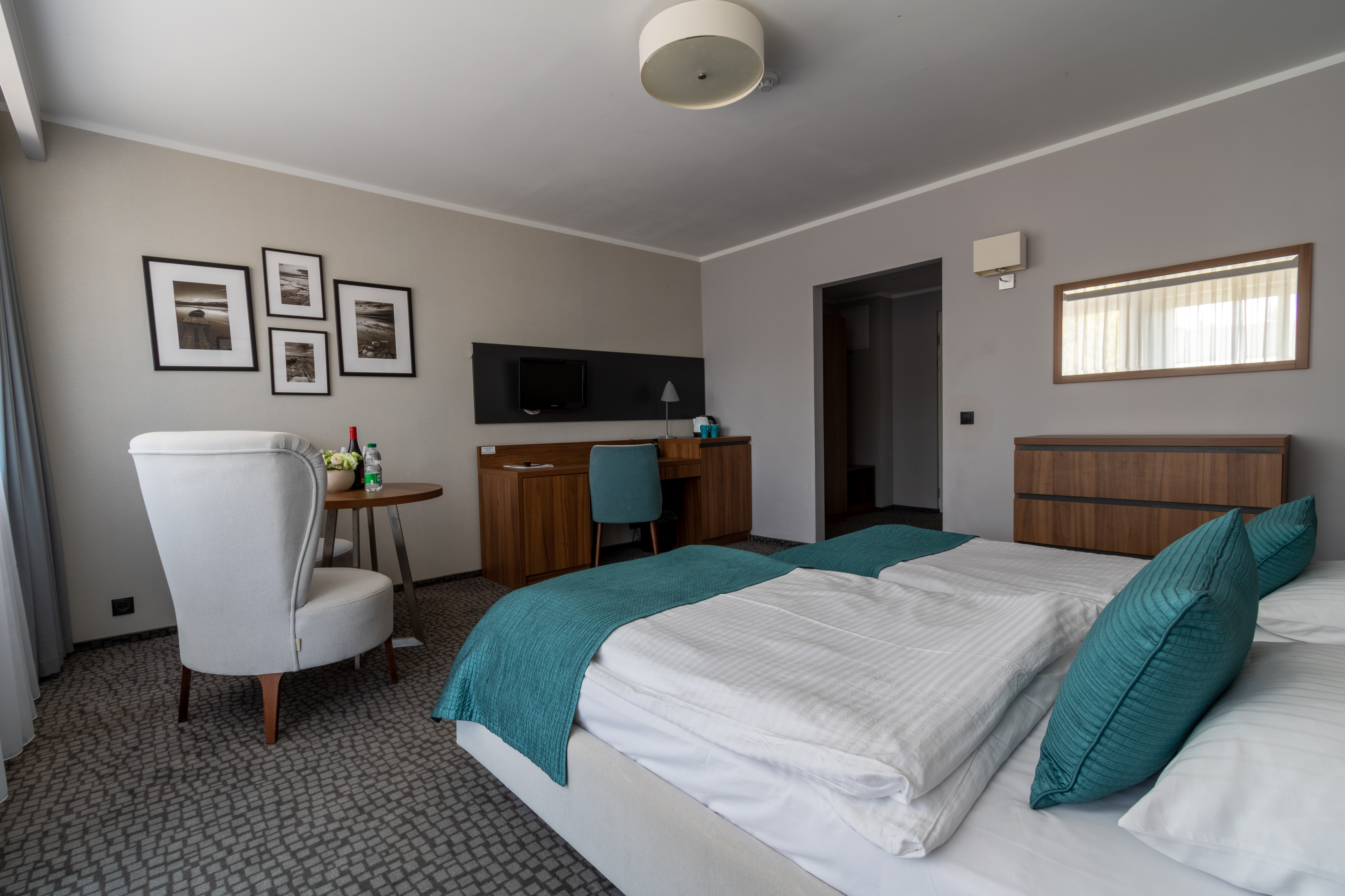 Double or Twin Standard