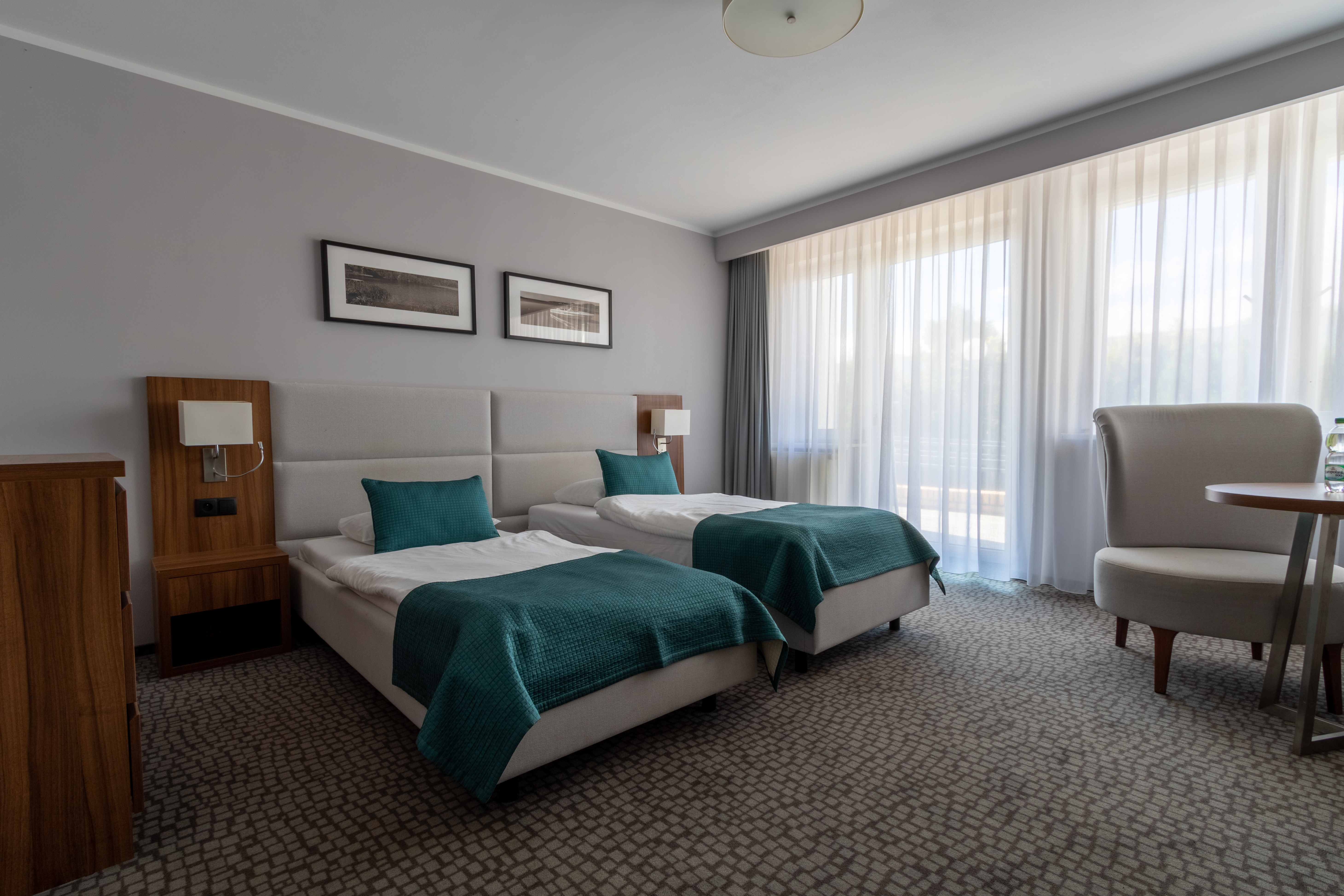 Double or Twin Standard