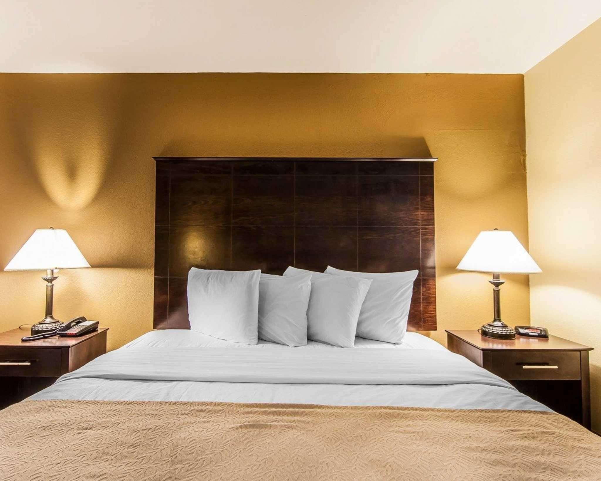 Double King Bed Non Smoking