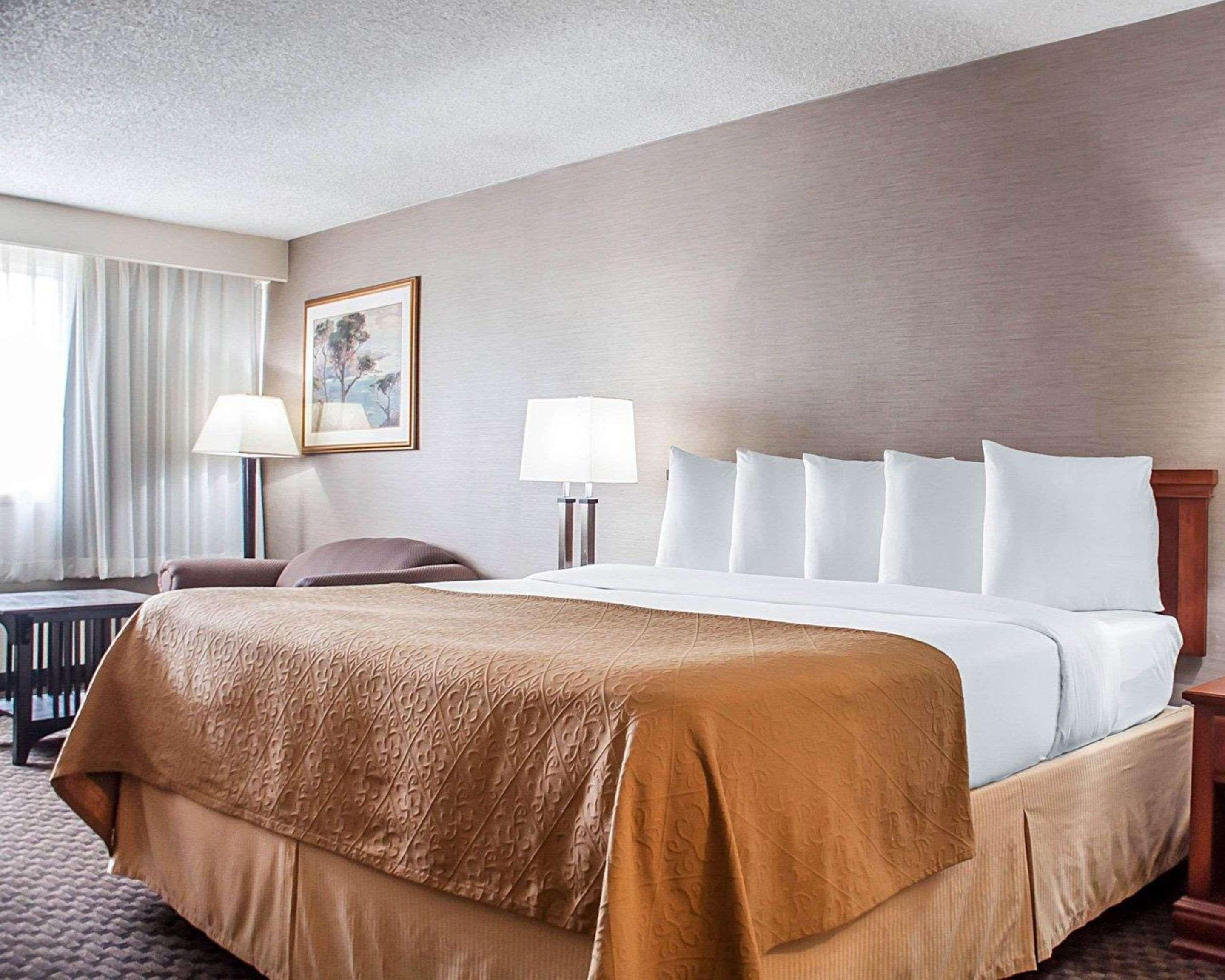 Double King Bed Non Smoking