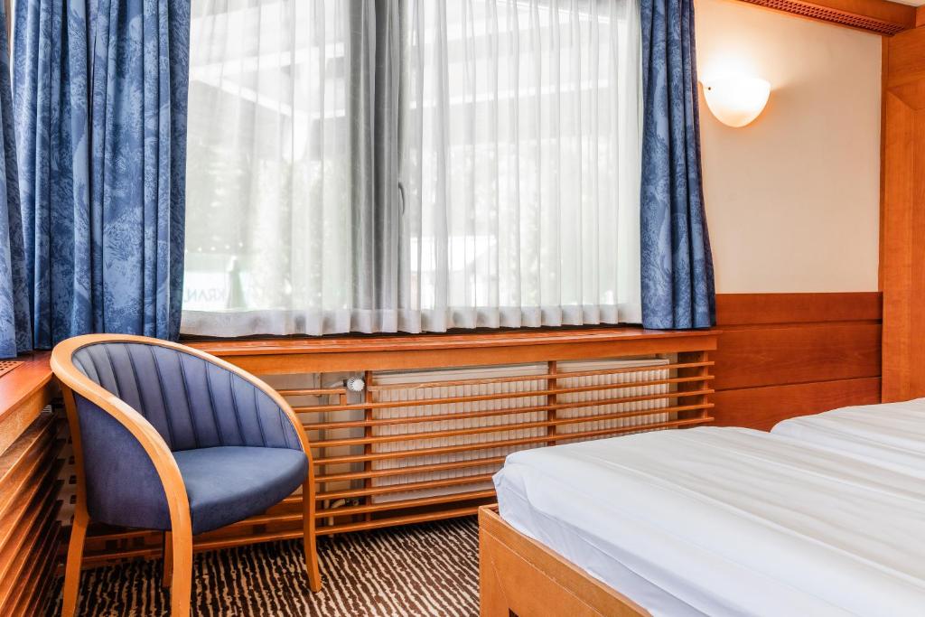 Double or Twin Standard