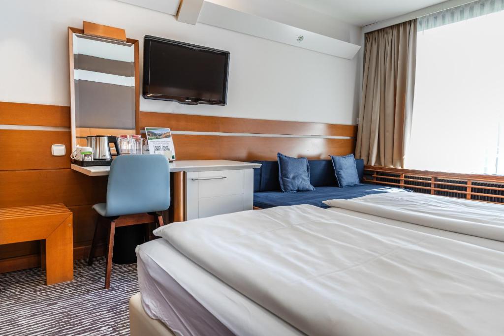 Double Superior with Terrace