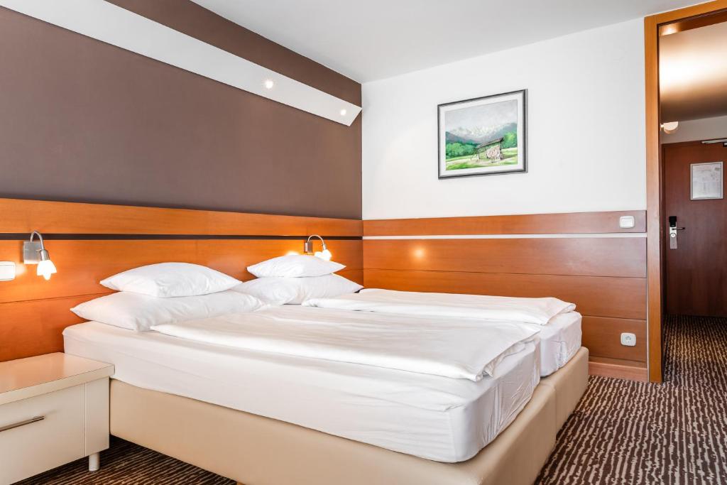 Double Superior with Terrace