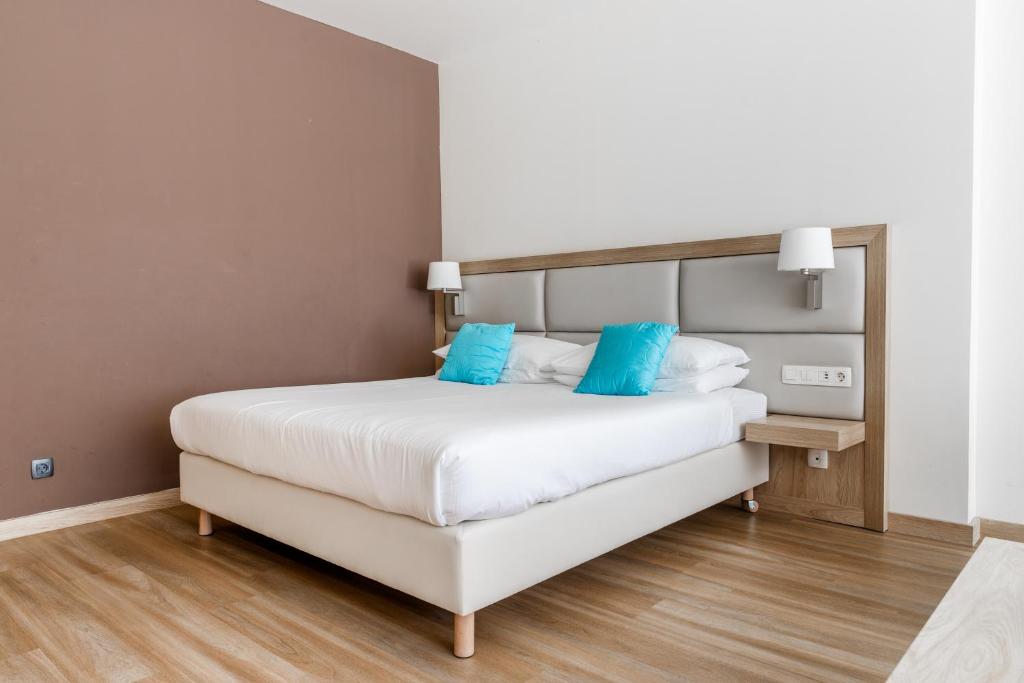 Double Superior with Terrace