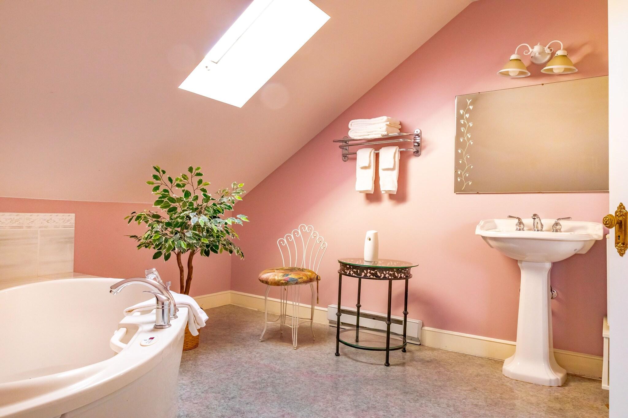 Single Classic King Bed