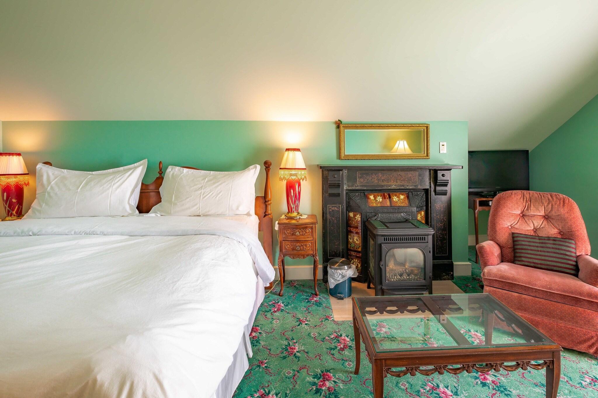 Double King Bed Non Smoking