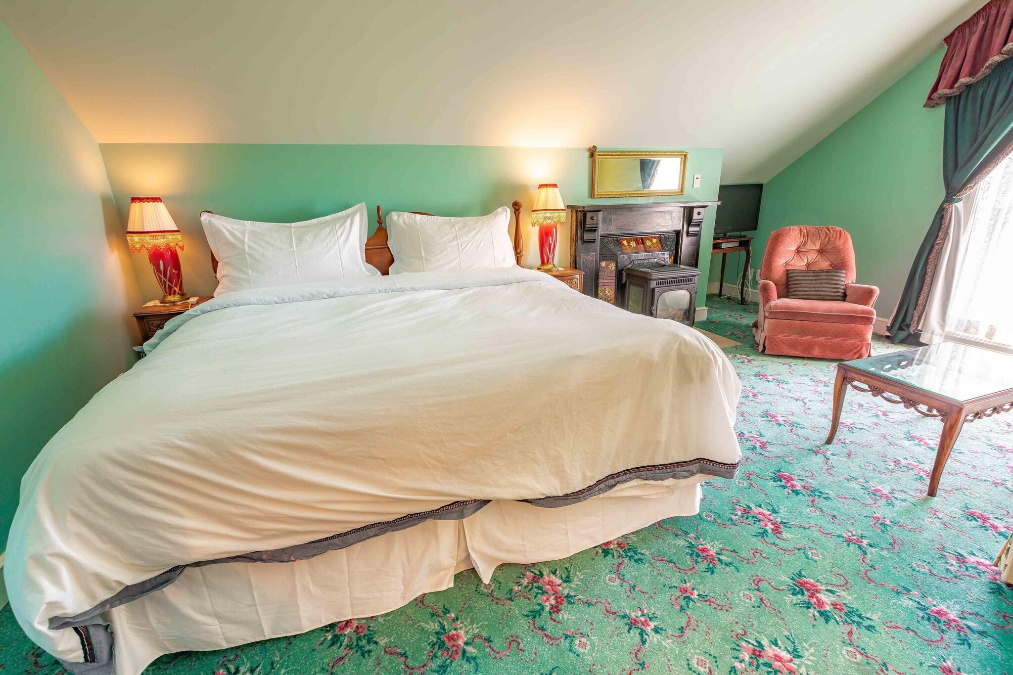 Double King Bed Non Smoking