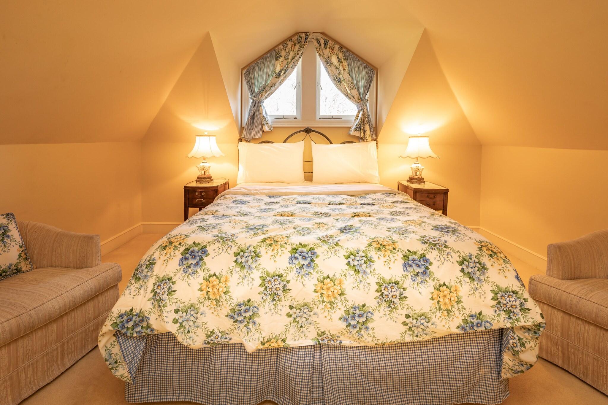 Double Queen Size Bed