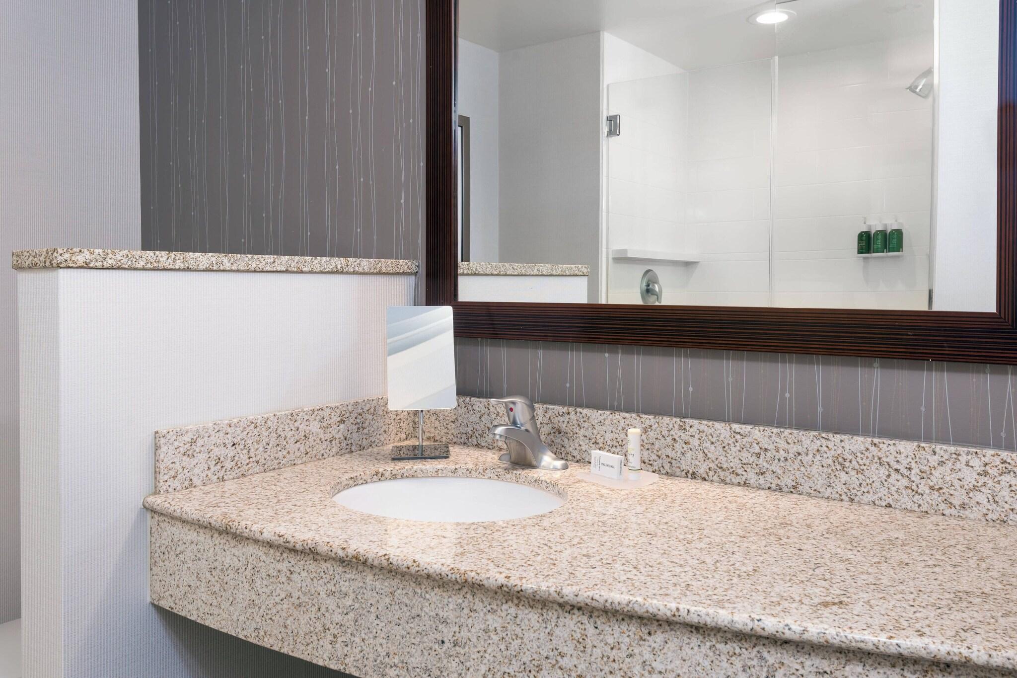 Quadruple Two Queen Beds