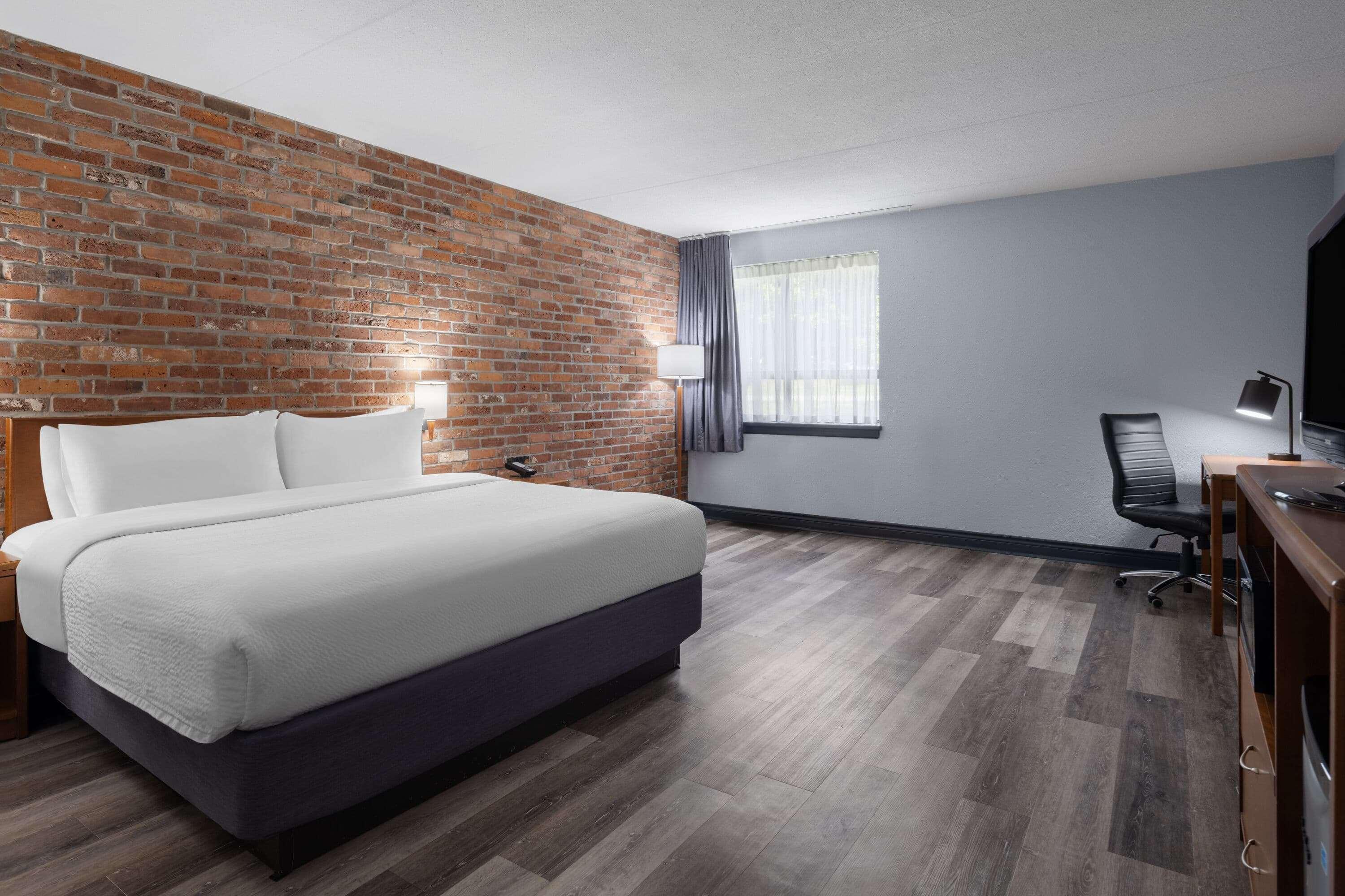 Room Accessible King Size Bed