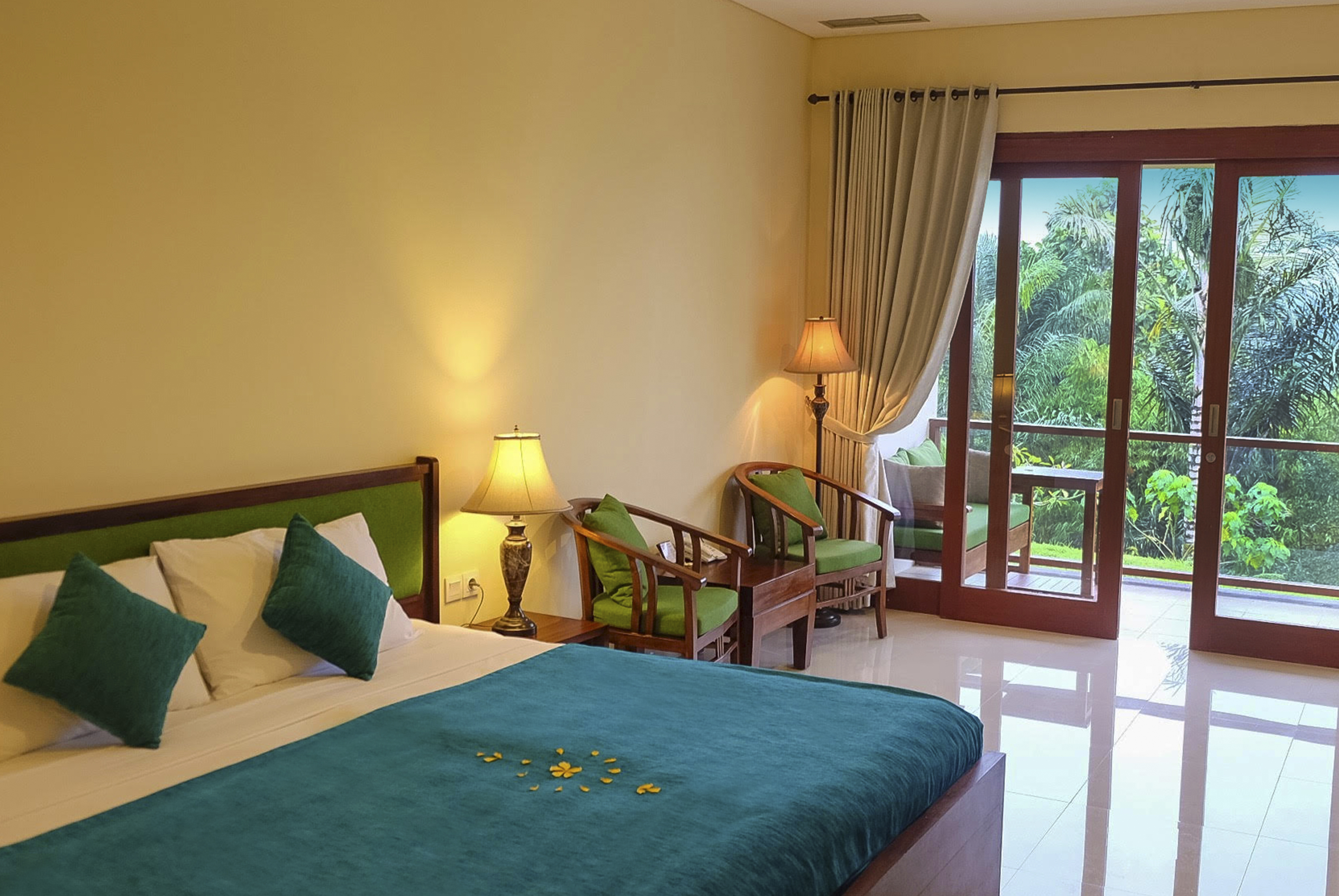 Double or Twin Deluxe