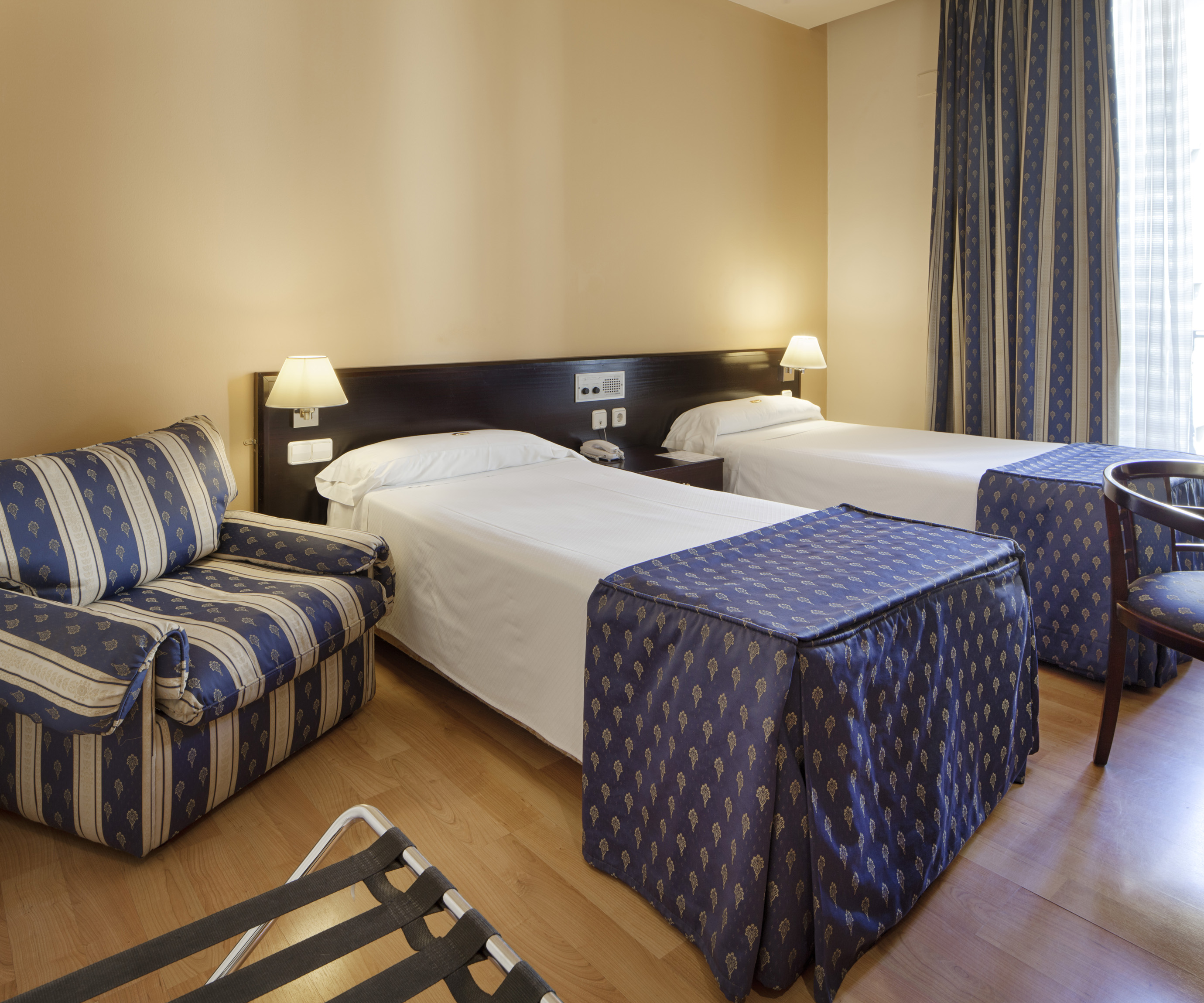 Double Single Superior