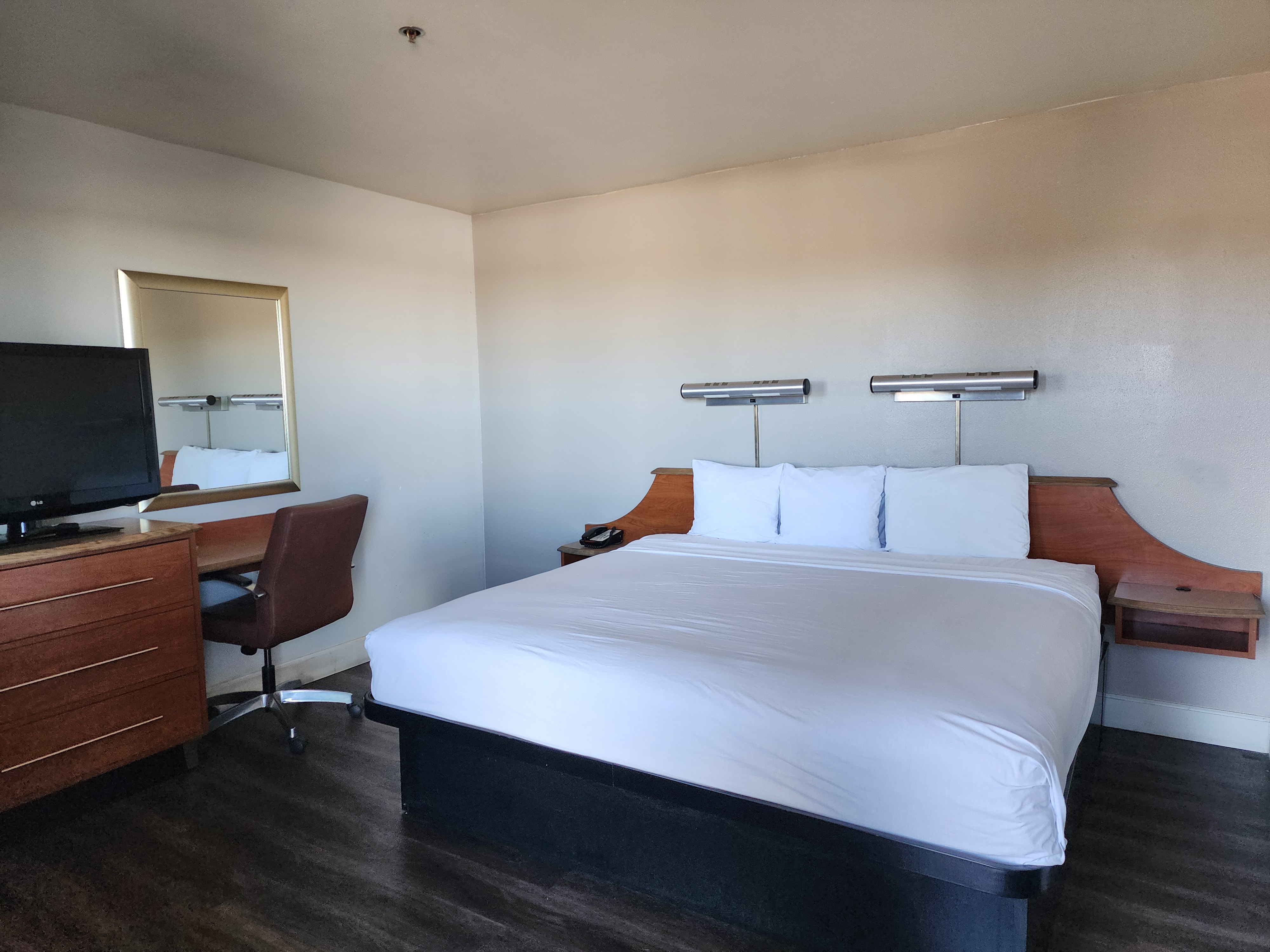 Double King Size Bed