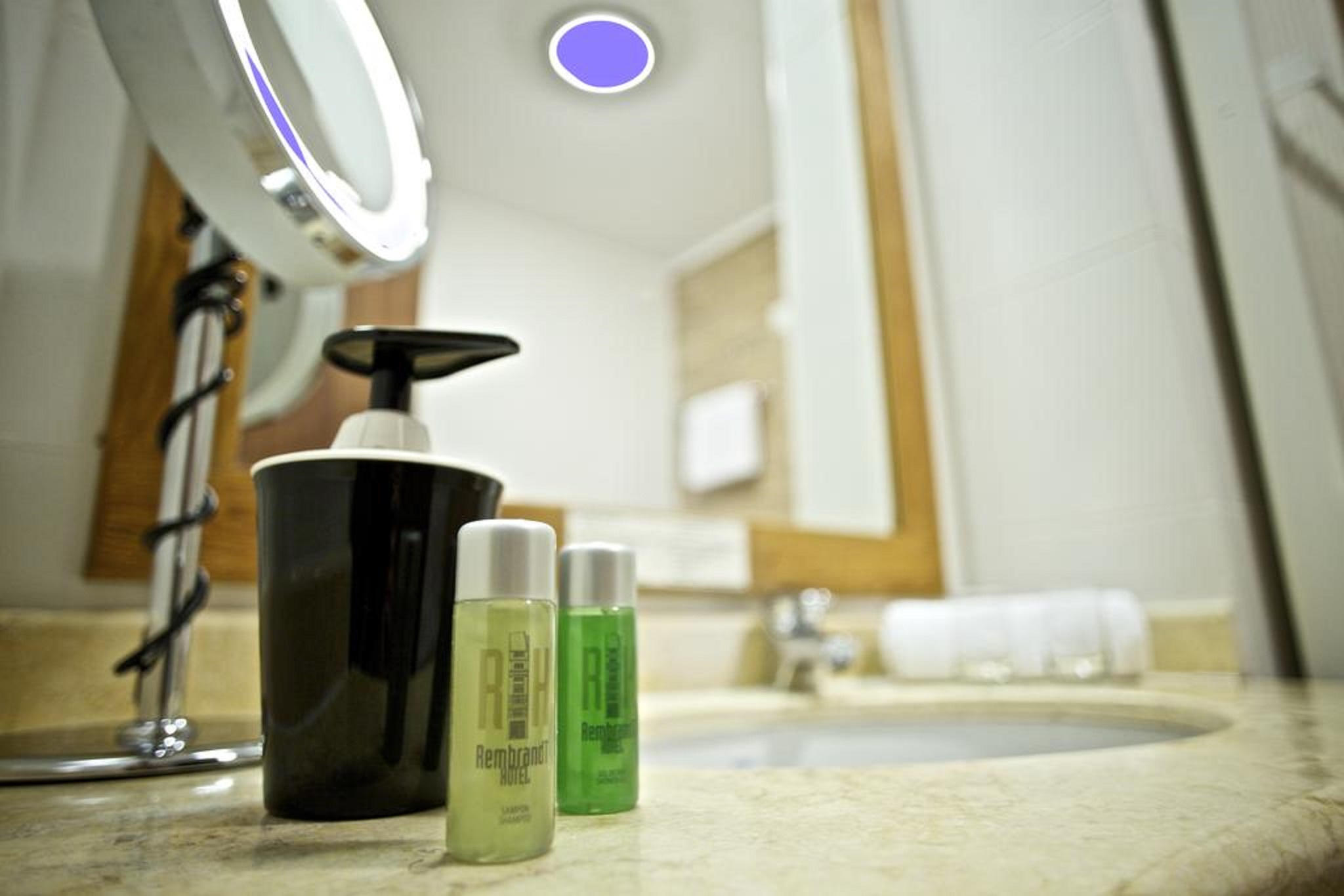 Double Single Business