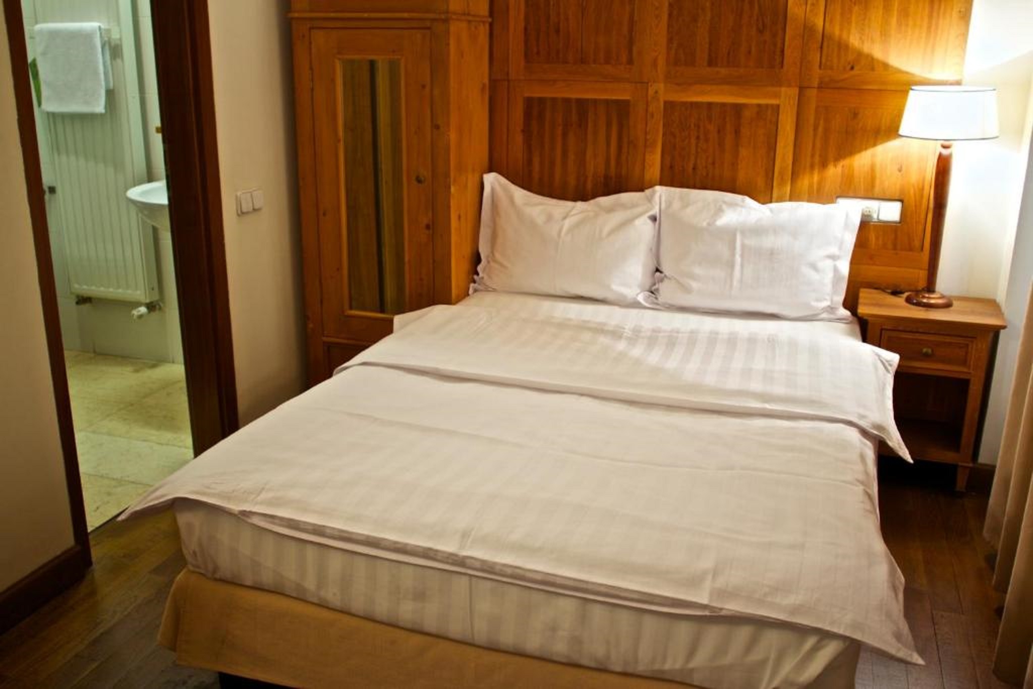 Double Single Economy