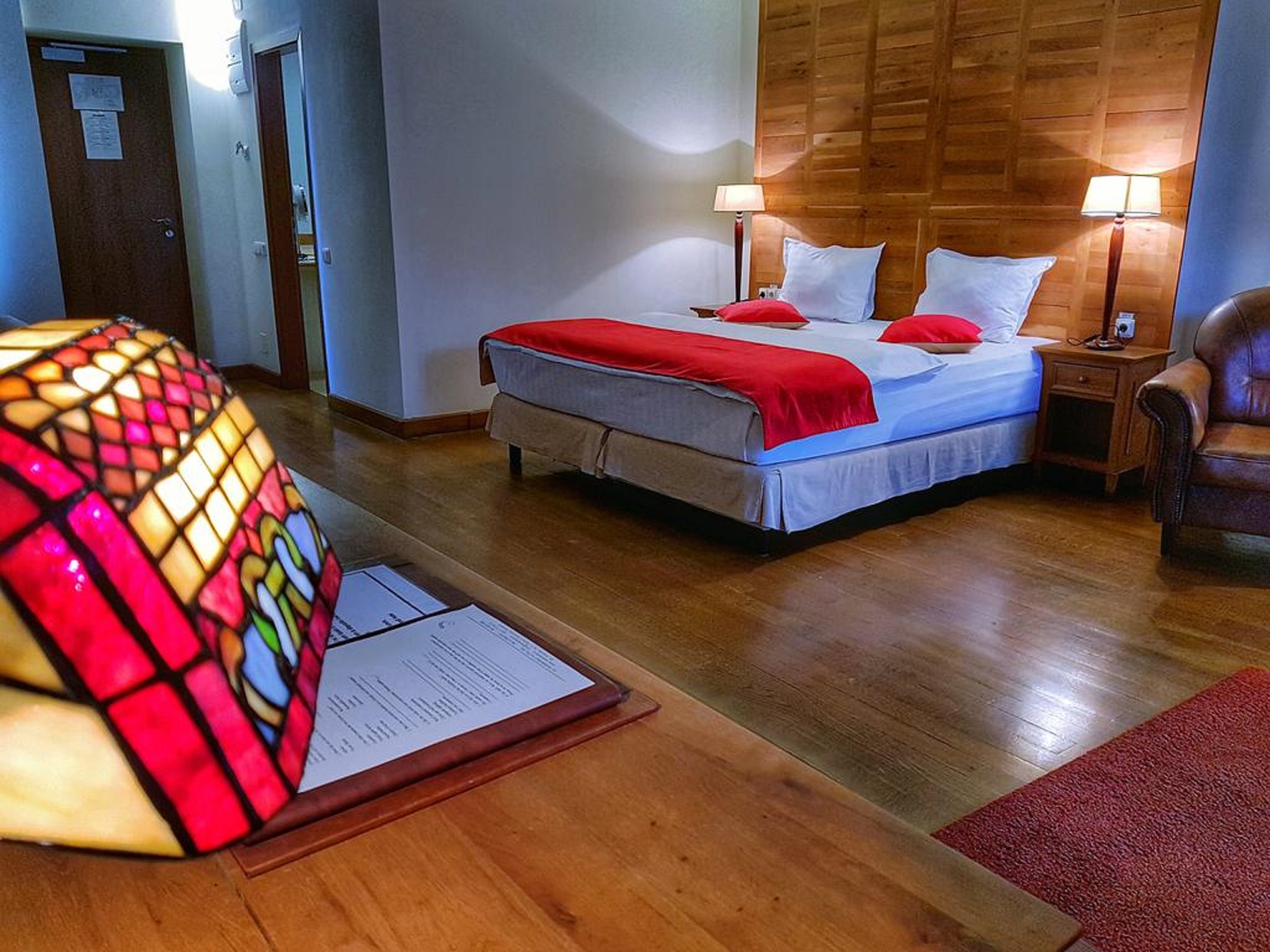 Double Single Business