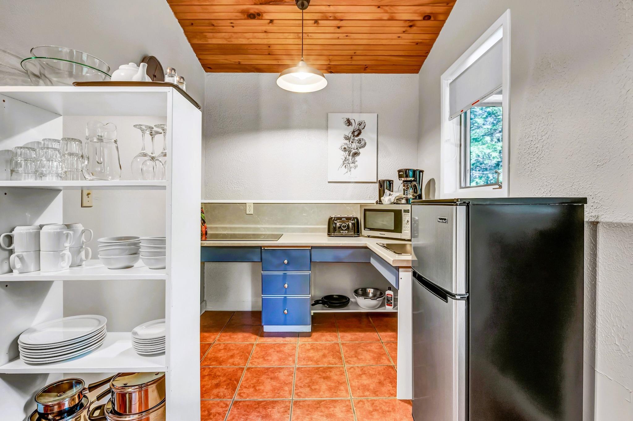 Chalet Queen Size Bed