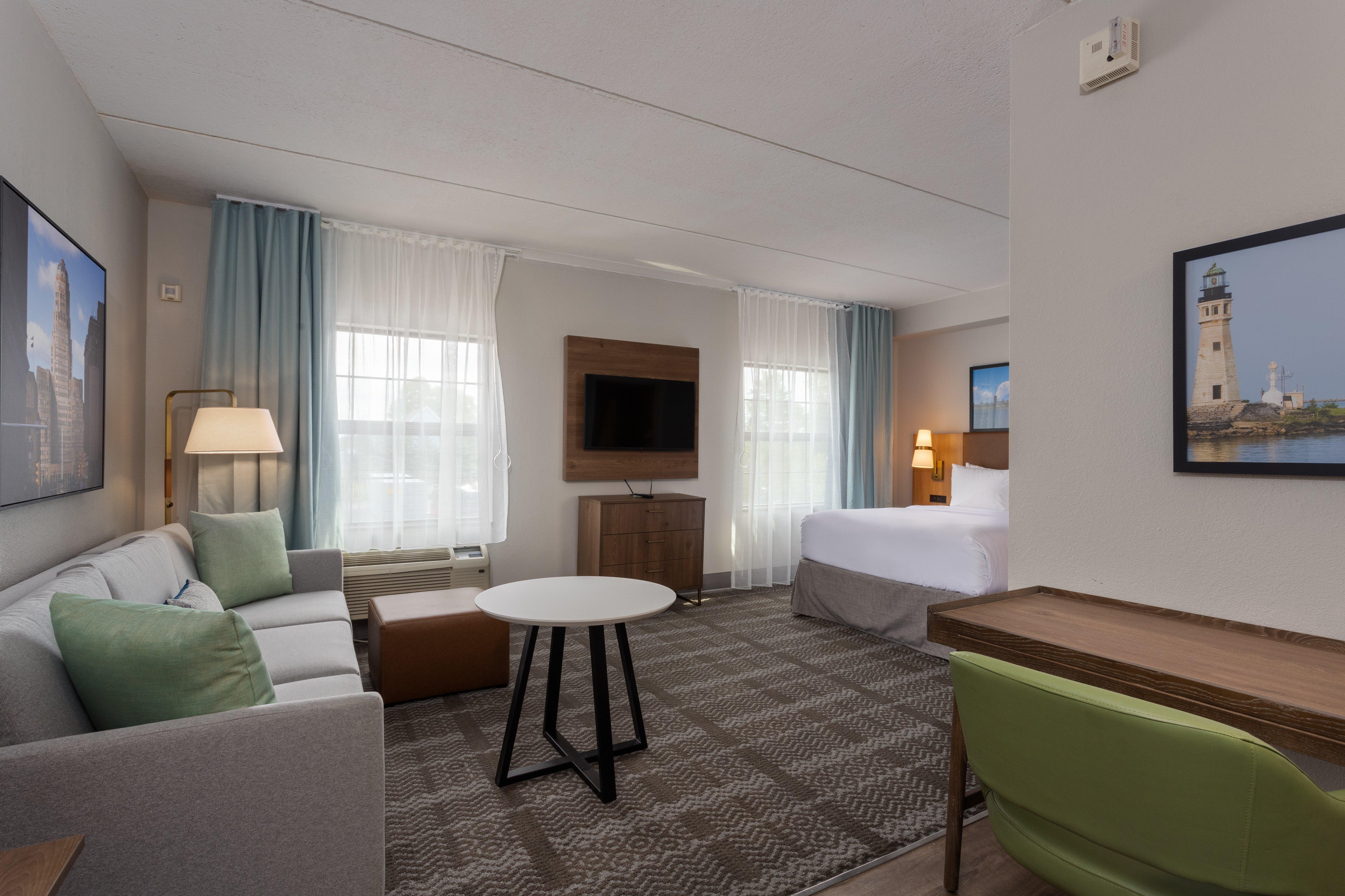 Studio Queen Size Bed