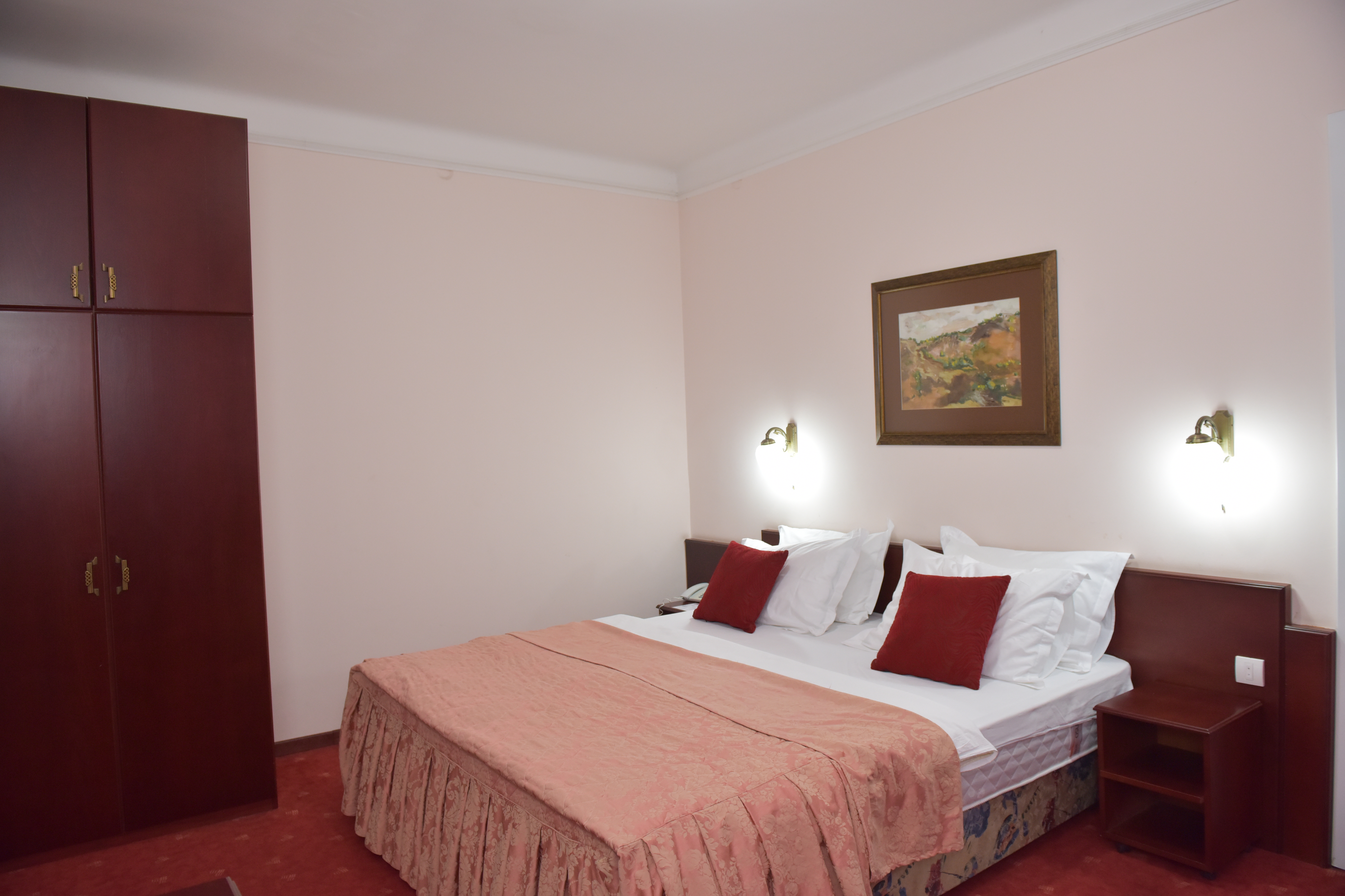 Double or Twin Standard