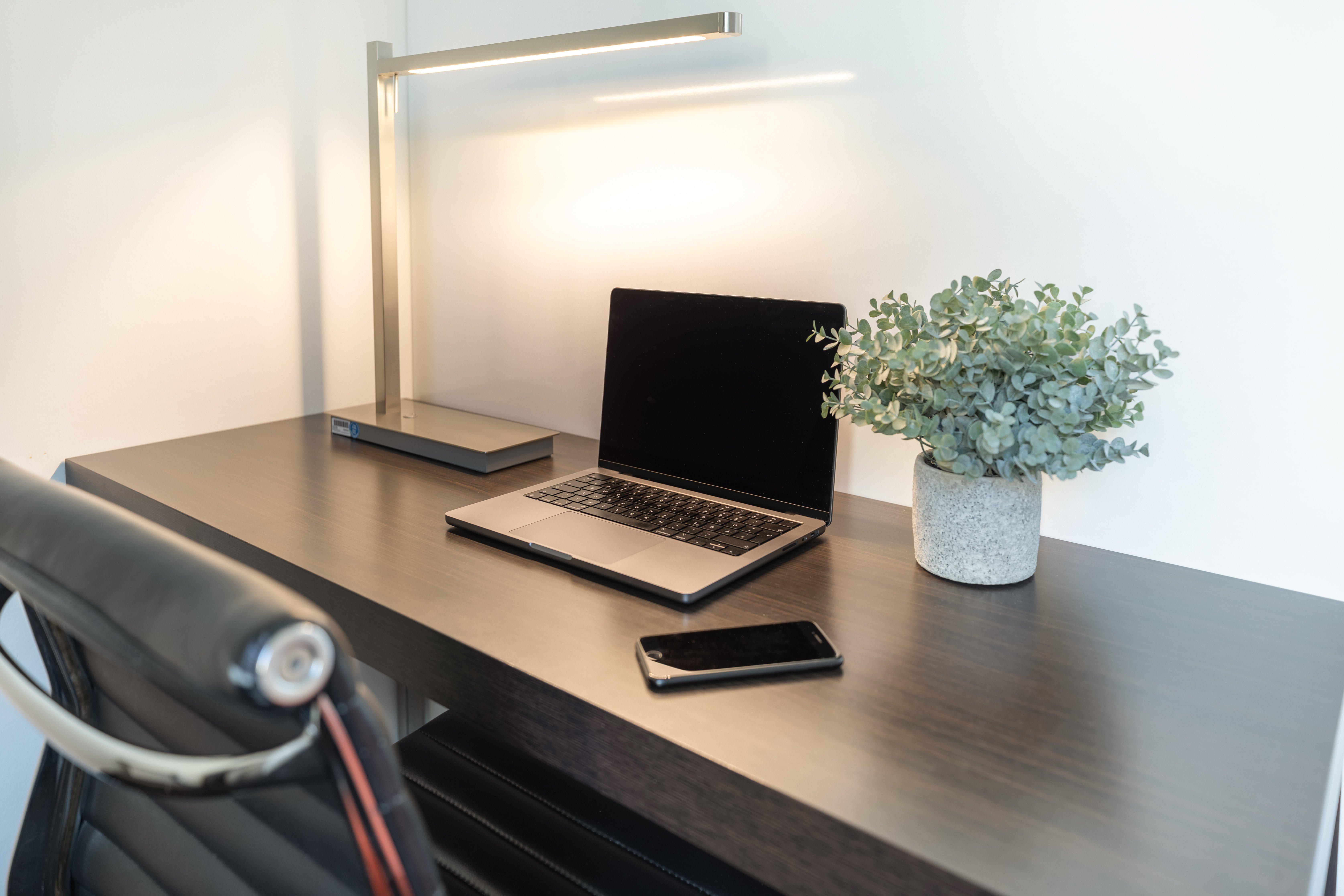 Double Queen Size Bed