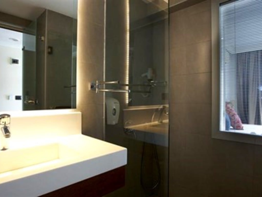 Double Deluxe Sea View with Balcony