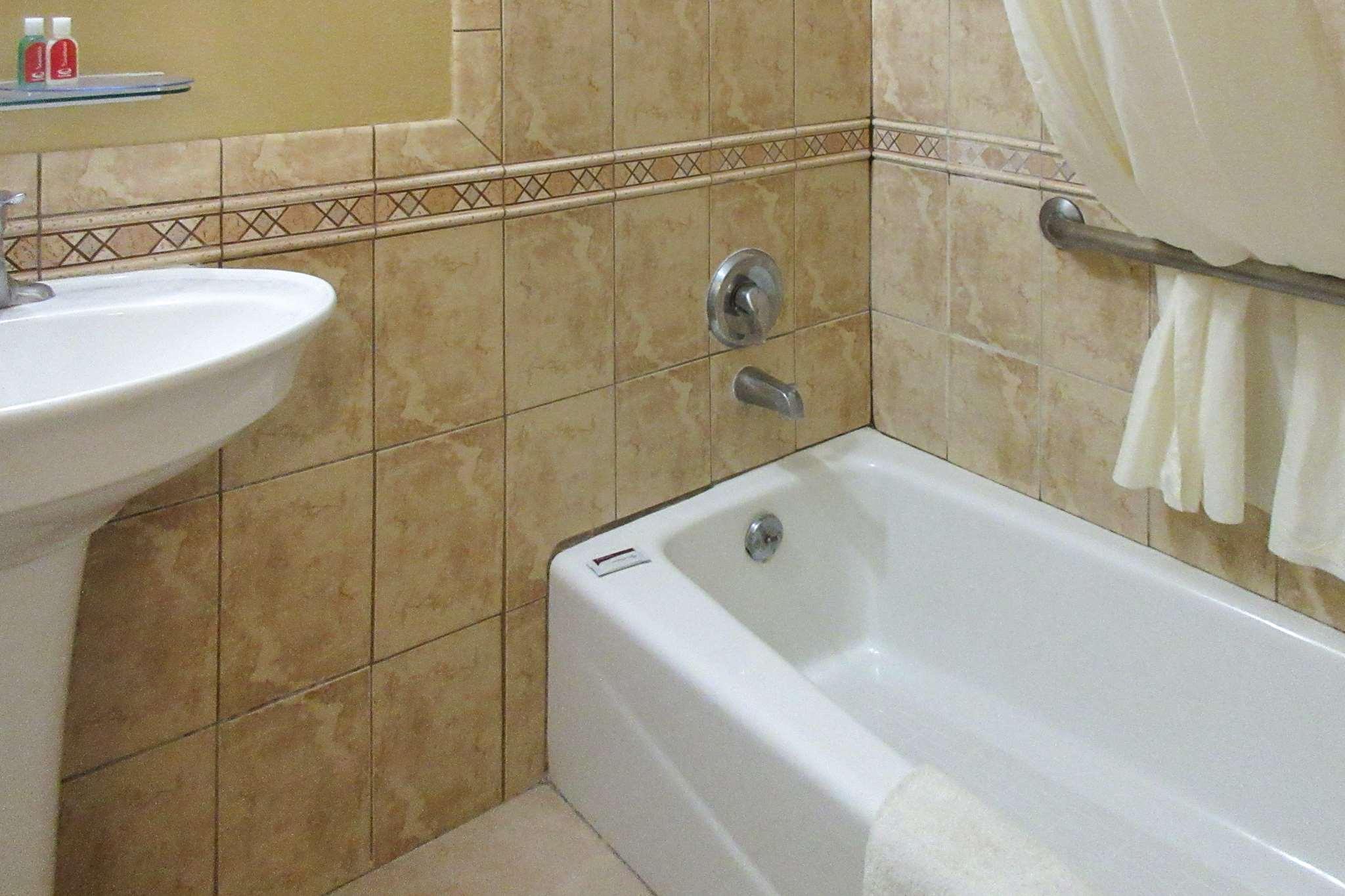 Double Two Queen Beds Non Smoking