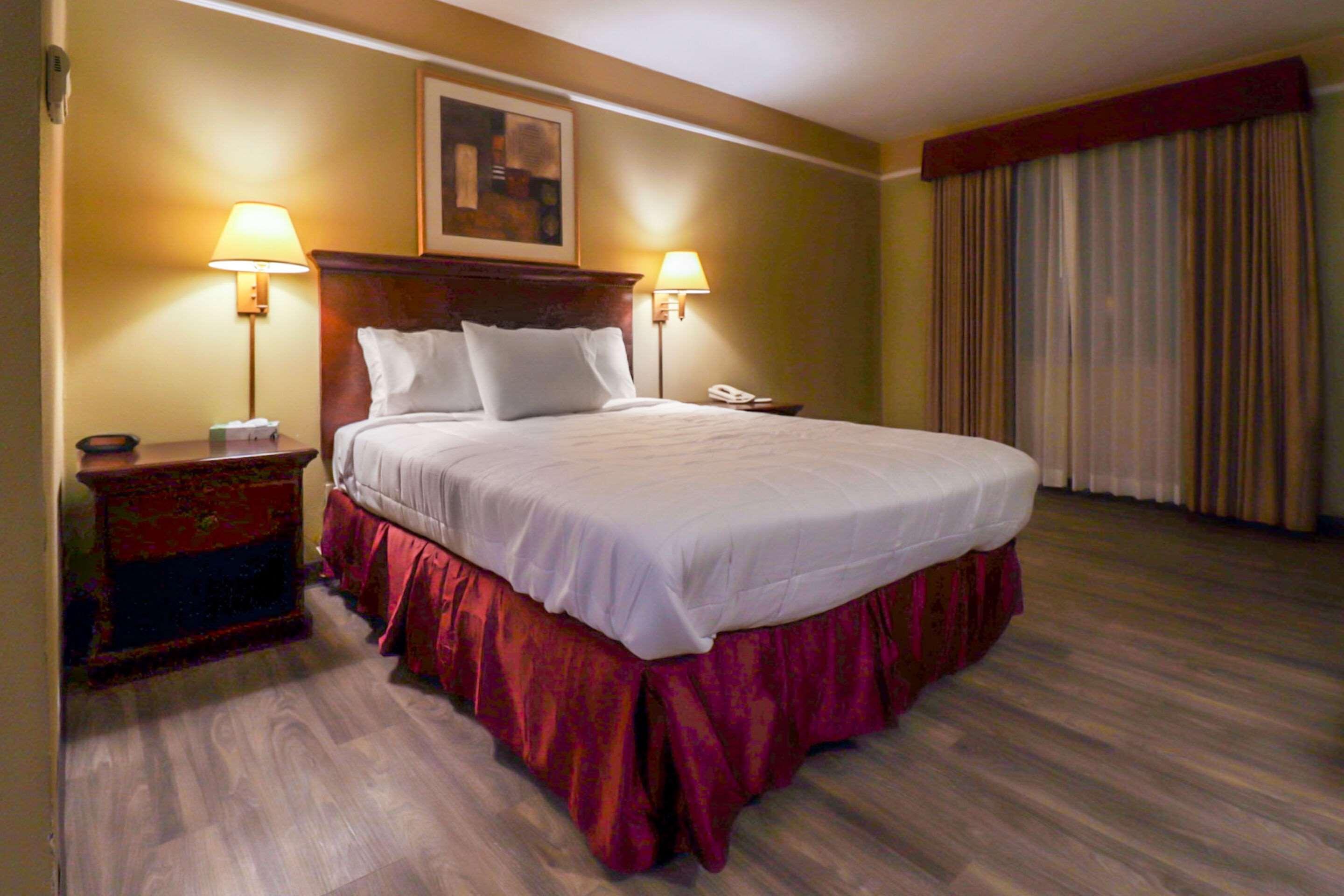 Double Queen Size Bed